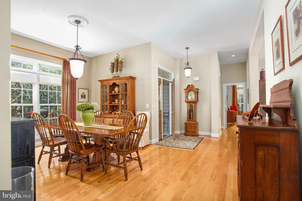 120 EAGLE CT, LOCUST GROVE, Virginia 22508, 4 Bedrooms Bedrooms, ,2 BathroomsBathrooms,Residential,120 EAGLE CT,VAOR2012362 MLS # VAOR2012362