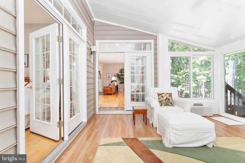 120 EAGLE CT, LOCUST GROVE, Virginia 22508, 4 Bedrooms Bedrooms, ,2 BathroomsBathrooms,Residential,120 EAGLE CT,VAOR2012362 MLS # VAOR2012362