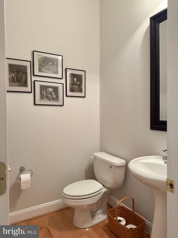 120 EAGLE CT, LOCUST GROVE, Virginia 22508, 4 Bedrooms Bedrooms, ,2 BathroomsBathrooms,Residential,120 EAGLE CT,VAOR2012362 MLS # VAOR2012362