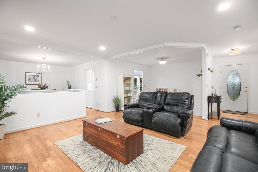 101 MONTICELLO CIR, LOCUST GROVE, Virginia 22508, 3 Bedrooms Bedrooms, ,2 BathroomsBathrooms,Residential,101 MONTICELLO CIR,VAOR2012484 MLS # VAOR2012484