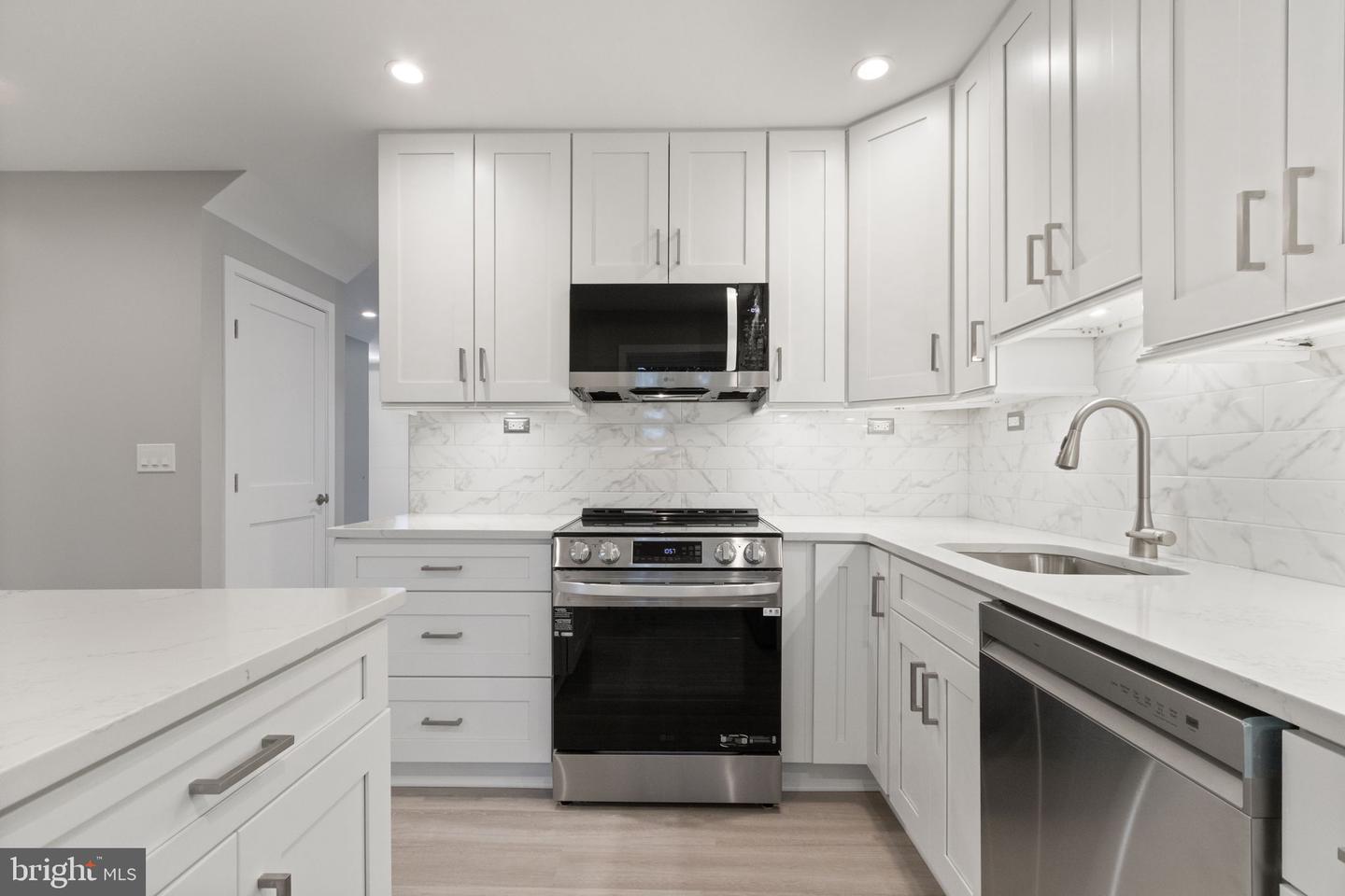 3371 BRECKENRIDGE CT, ANNANDALE, Virginia 22003, 4 Bedrooms Bedrooms, ,3 BathroomsBathrooms,Residential,For sale,3371 BRECKENRIDGE CT,VAFX2259576 MLS # VAFX2259576