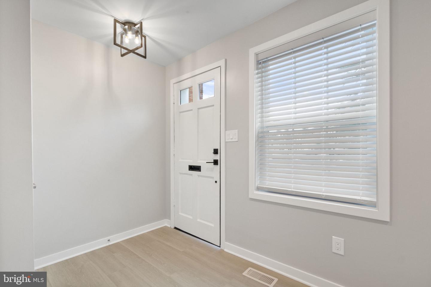 3371 BRECKENRIDGE CT, ANNANDALE, Virginia 22003, 4 Bedrooms Bedrooms, ,3 BathroomsBathrooms,Residential,For sale,3371 BRECKENRIDGE CT,VAFX2259576 MLS # VAFX2259576