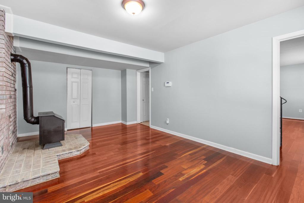 7009 LOMBARD LN, FREDERICKSBURG, Virginia 22407, 3 Bedrooms Bedrooms, ,2 BathroomsBathrooms,Residential,7009 LOMBARD LN,VASP2037268 MLS # VASP2037268 7009 LOMBARD LN, FREDERICKSBURG, Virginia 22407, 3 Bedrooms Bedrooms, ,2 BathroomsBathrooms,Residential,7009 LOMBARD LN,VASP2037268 MLS # VASP2037268