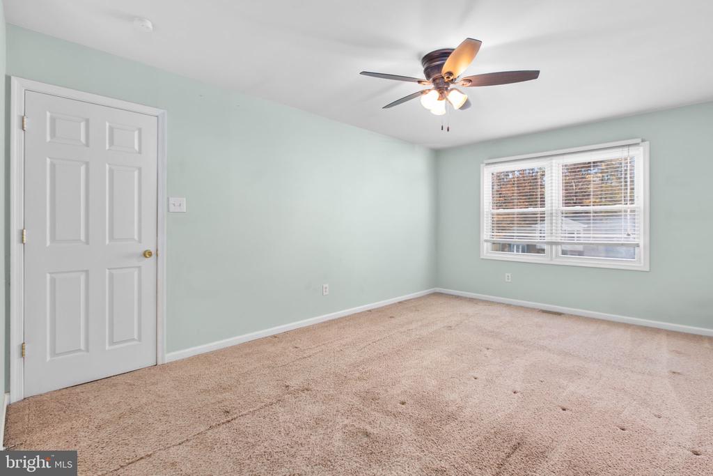 7009 LOMBARD LN, FREDERICKSBURG, Virginia 22407, 3 Bedrooms Bedrooms, ,2 BathroomsBathrooms,Residential,7009 LOMBARD LN,VASP2037268 MLS # VASP2037268 7009 LOMBARD LN, FREDERICKSBURG, Virginia 22407, 3 Bedrooms Bedrooms, ,2 BathroomsBathrooms,Residential,7009 LOMBARD LN,VASP2037268 MLS # VASP2037268