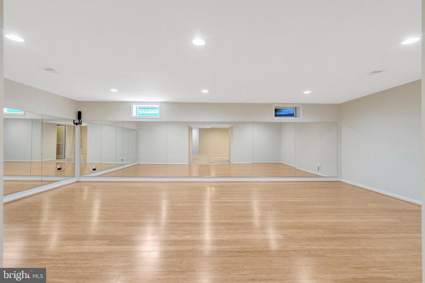 8339 MIDDLE RUDDINGS DR, LORTON, Virginia 22079, 4 Bedrooms Bedrooms, ,3 BathroomsBathrooms,Residential,For sale,8339 MIDDLE RUDDINGS DR,VAFX2261284 MLS # VAFX2261284