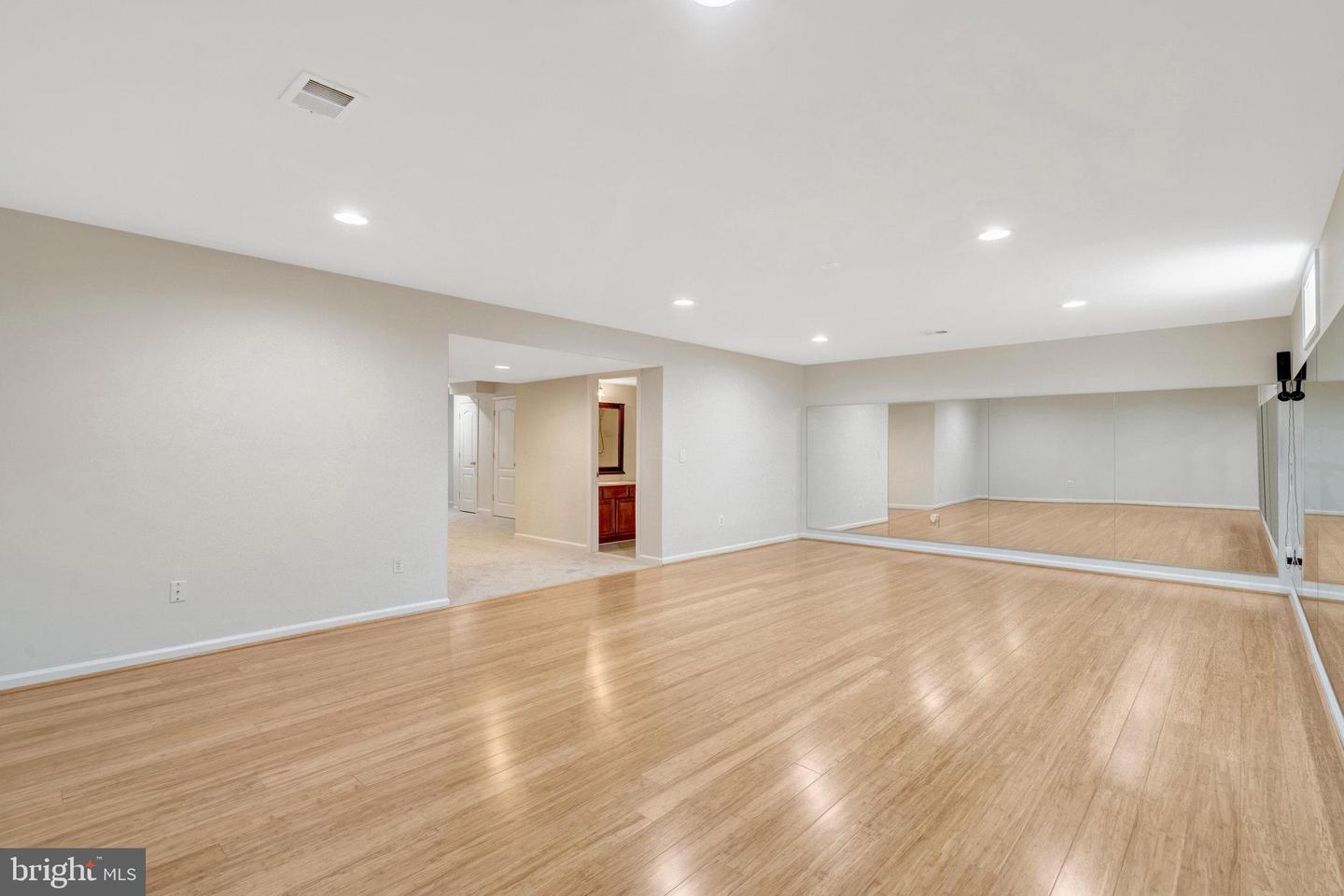 8339 MIDDLE RUDDINGS DR, LORTON, Virginia 22079, 4 Bedrooms Bedrooms, ,3 BathroomsBathrooms,Residential,For sale,8339 MIDDLE RUDDINGS DR,VAFX2261284 MLS # VAFX2261284