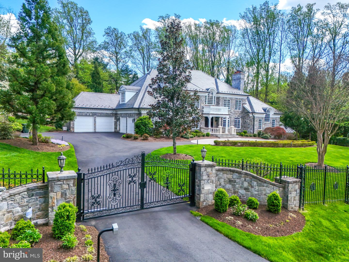 1221 MOTTROM DR, MCLEAN, Virginia 22101, 6 Bedrooms Bedrooms, ,7 BathroomsBathrooms,Residential,For sale,1221 MOTTROM DR,VAFX2264528 MLS # VAFX2264528 1221 MOTTROM DR, MCLEAN, Virginia 22101, 6 Bedrooms Bedrooms, ,7 BathroomsBathrooms,Residential,For sale,1221 MOTTROM DR,VAFX2264528 MLS # VAFX2264528