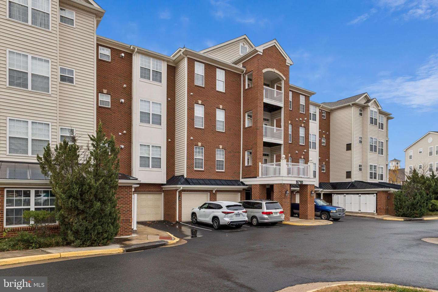 9710 HANDERSON PL #UNIT 302, MANASSAS PARK, Virginia 20111, 2 Bedrooms Bedrooms, ,2 BathroomsBathrooms,Residential,For sale,9710 HANDERSON PL #UNIT 302,VAMP2003328 MLS # VAMP2003328