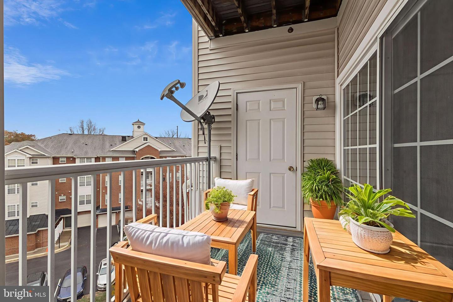 9710 HANDERSON PL #UNIT 302, MANASSAS PARK, Virginia 20111, 2 Bedrooms Bedrooms, ,2 BathroomsBathrooms,Residential,For sale,9710 HANDERSON PL #UNIT 302,VAMP2003328 MLS # VAMP2003328