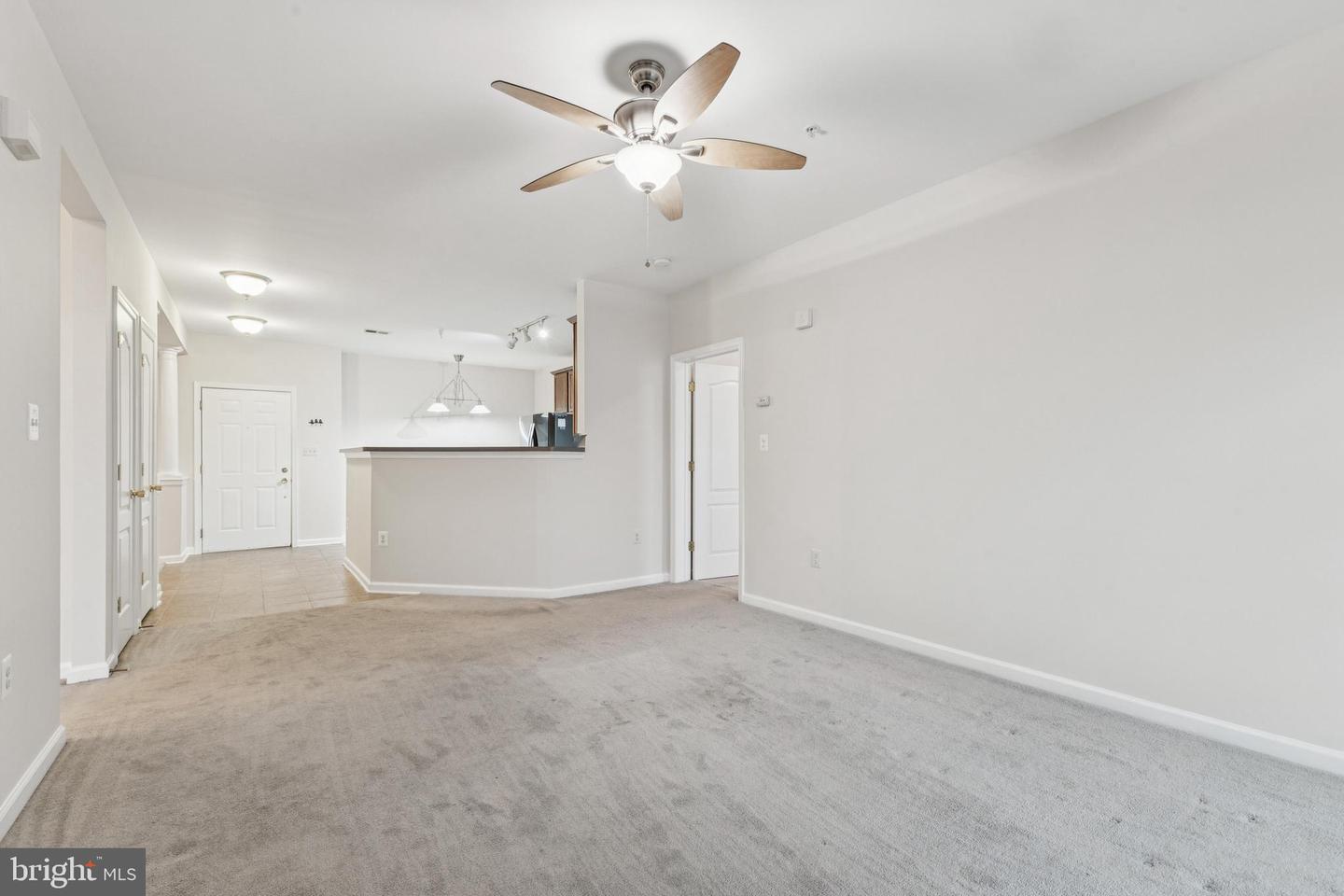 9710 HANDERSON PL #UNIT 302, MANASSAS PARK, Virginia 20111, 2 Bedrooms Bedrooms, ,2 BathroomsBathrooms,Residential,For sale,9710 HANDERSON PL #UNIT 302,VAMP2003328 MLS # VAMP2003328