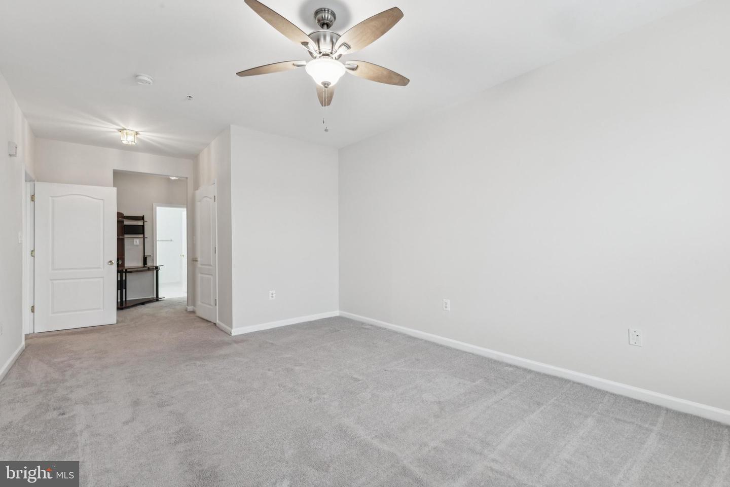 9710 HANDERSON PL #UNIT 302, MANASSAS PARK, Virginia 20111, 2 Bedrooms Bedrooms, ,2 BathroomsBathrooms,Residential,For sale,9710 HANDERSON PL #UNIT 302,VAMP2003328 MLS # VAMP2003328