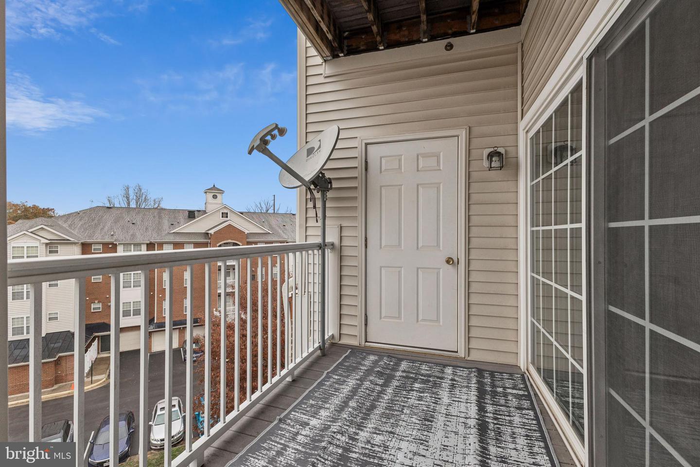 9710 HANDERSON PL #UNIT 302, MANASSAS PARK, Virginia 20111, 2 Bedrooms Bedrooms, ,2 BathroomsBathrooms,Residential,For sale,9710 HANDERSON PL #UNIT 302,VAMP2003328 MLS # VAMP2003328