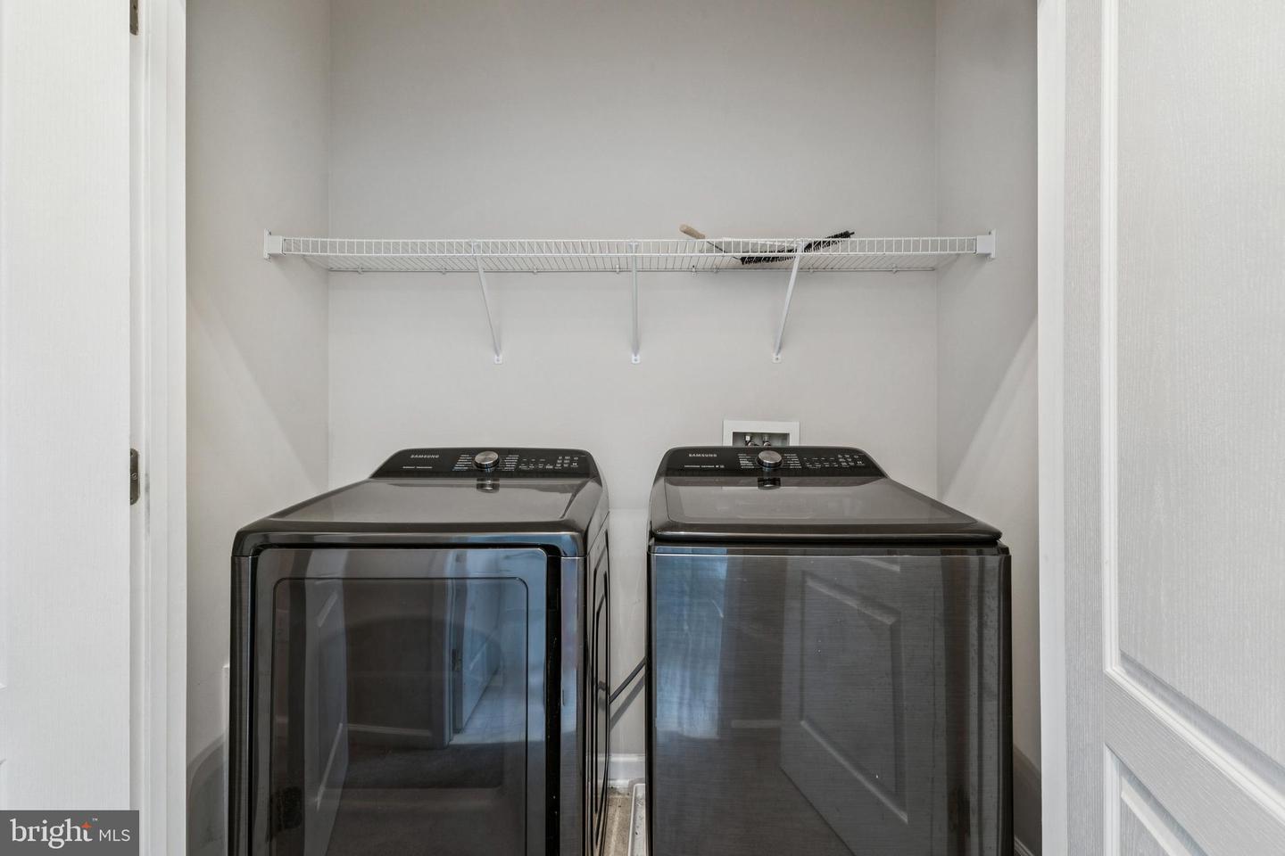 9710 HANDERSON PL #UNIT 302, MANASSAS PARK, Virginia 20111, 2 Bedrooms Bedrooms, ,2 BathroomsBathrooms,Residential,For sale,9710 HANDERSON PL #UNIT 302,VAMP2003328 MLS # VAMP2003328