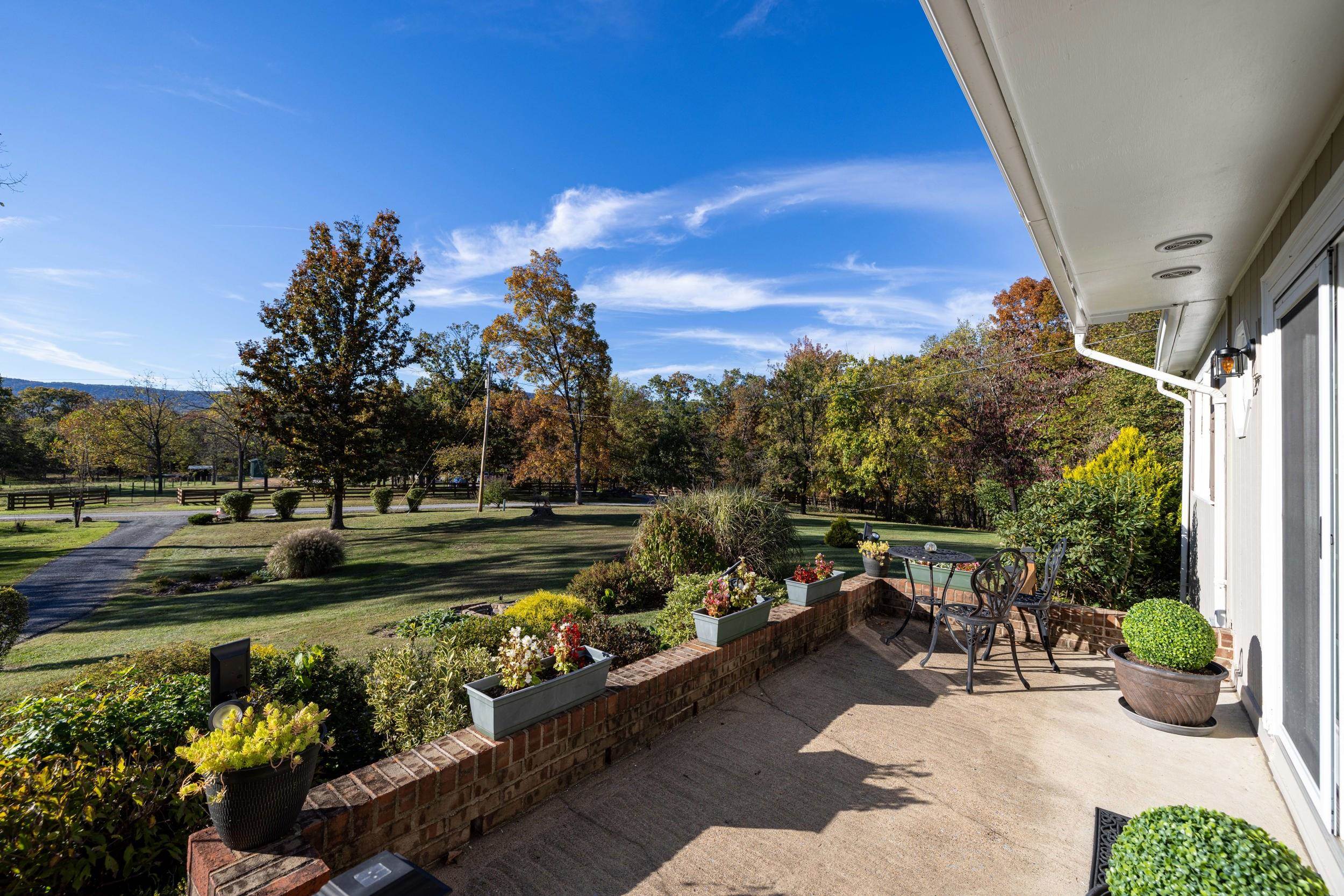 480 MONT VIEW LN, LURAY, Virginia 22835, 3 Bedrooms Bedrooms, ,2 BathroomsBathrooms,Residential,480 MONT VIEW LN,670964 MLS # 670964