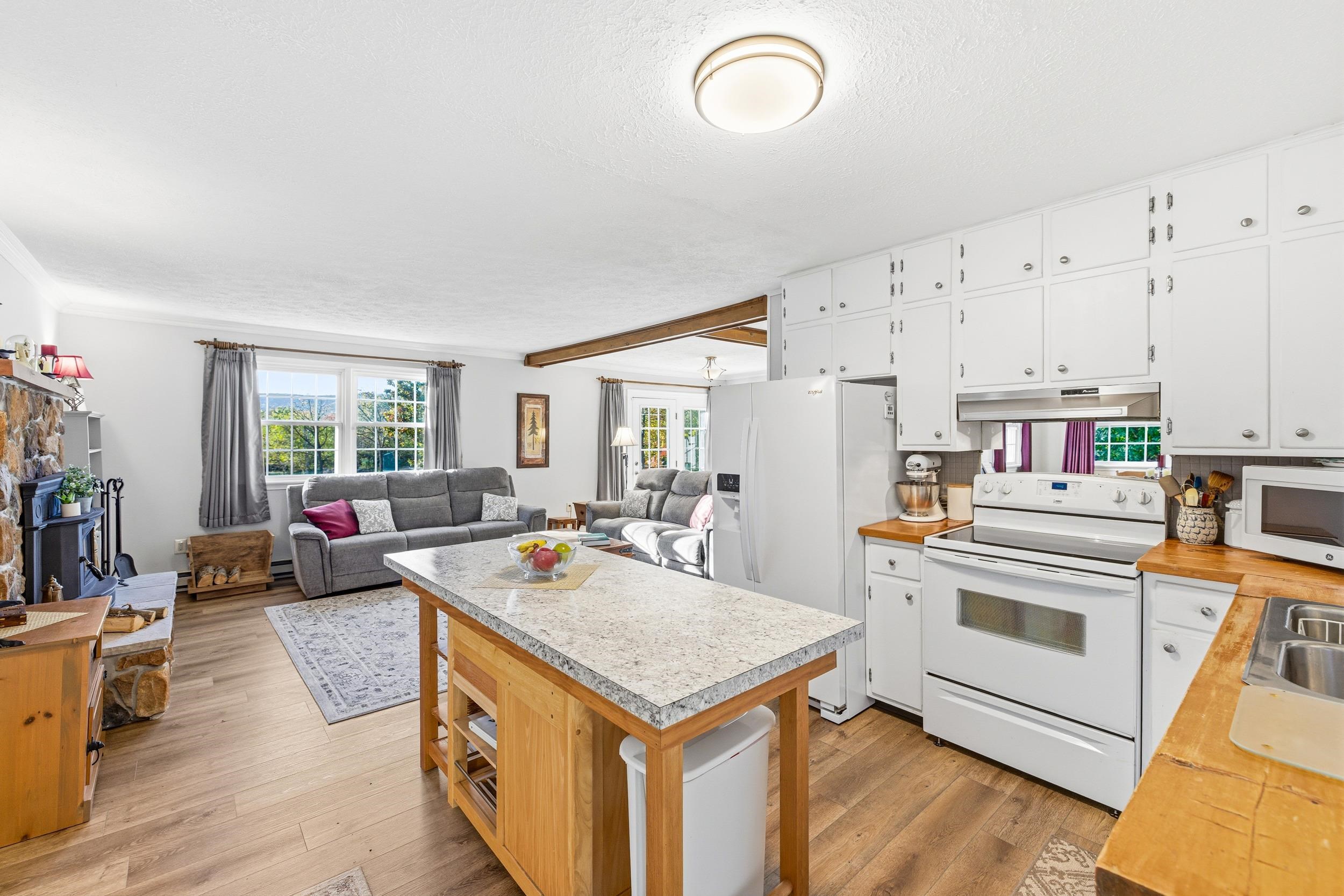 480 MONT VIEW LN, LURAY, Virginia 22835, 3 Bedrooms Bedrooms, ,2 BathroomsBathrooms,Residential,480 MONT VIEW LN,670964 MLS # 670964