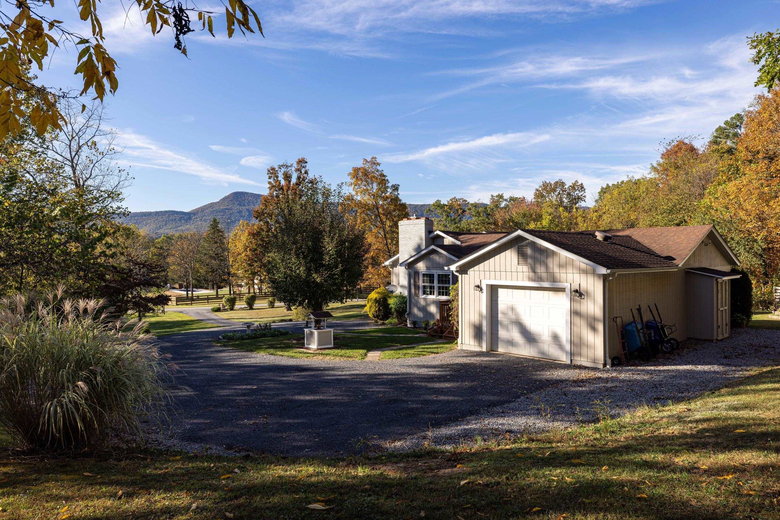 480 MONT VIEW LN, LURAY, Virginia 22835, 3 Bedrooms Bedrooms, ,2 BathroomsBathrooms,Residential,480 MONT VIEW LN,670964 MLS # 670964