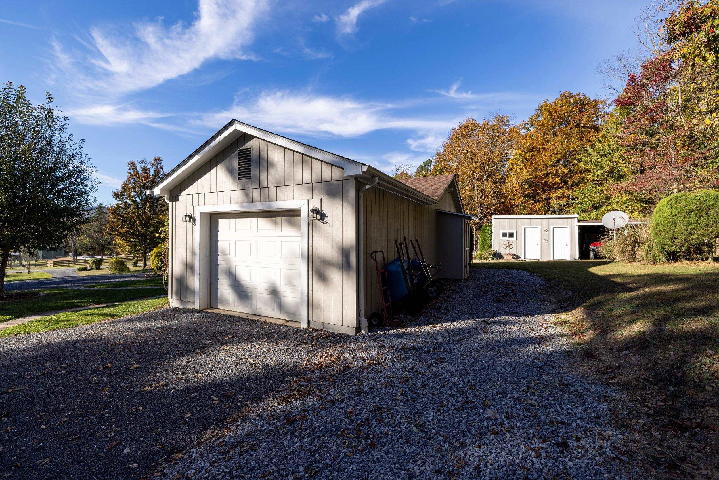 480 MONT VIEW LN, LURAY, Virginia 22835, 3 Bedrooms Bedrooms, ,2 BathroomsBathrooms,Residential,480 MONT VIEW LN,670964 MLS # 670964