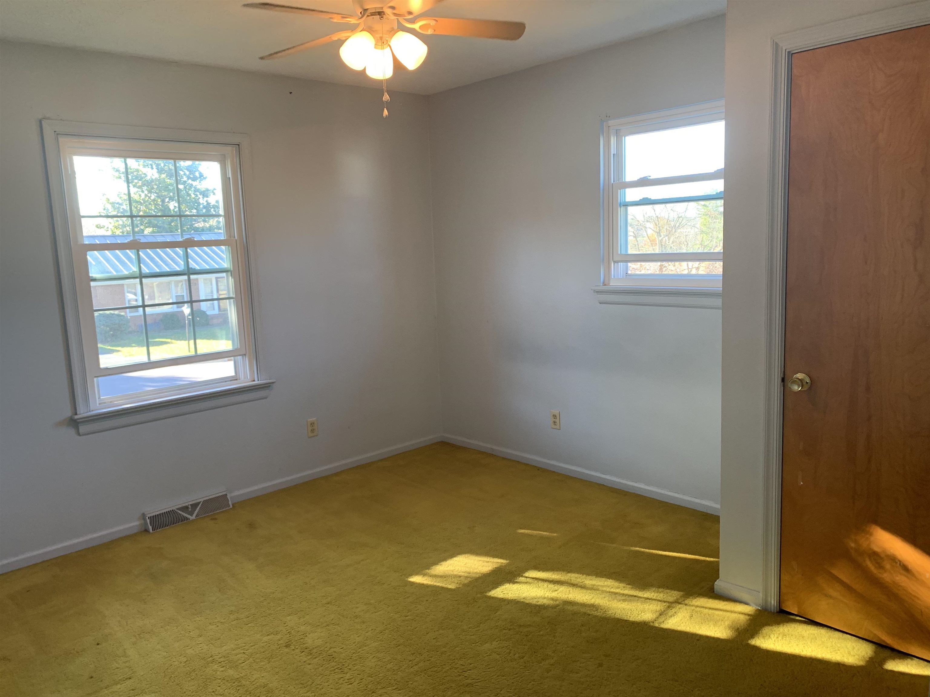 1193 NELSON DR, HARRISONBURG, Virginia 22801, 5 Bedrooms Bedrooms, ,3 BathroomsBathrooms,Residential,1193 NELSON DR,671184 MLS # 671184