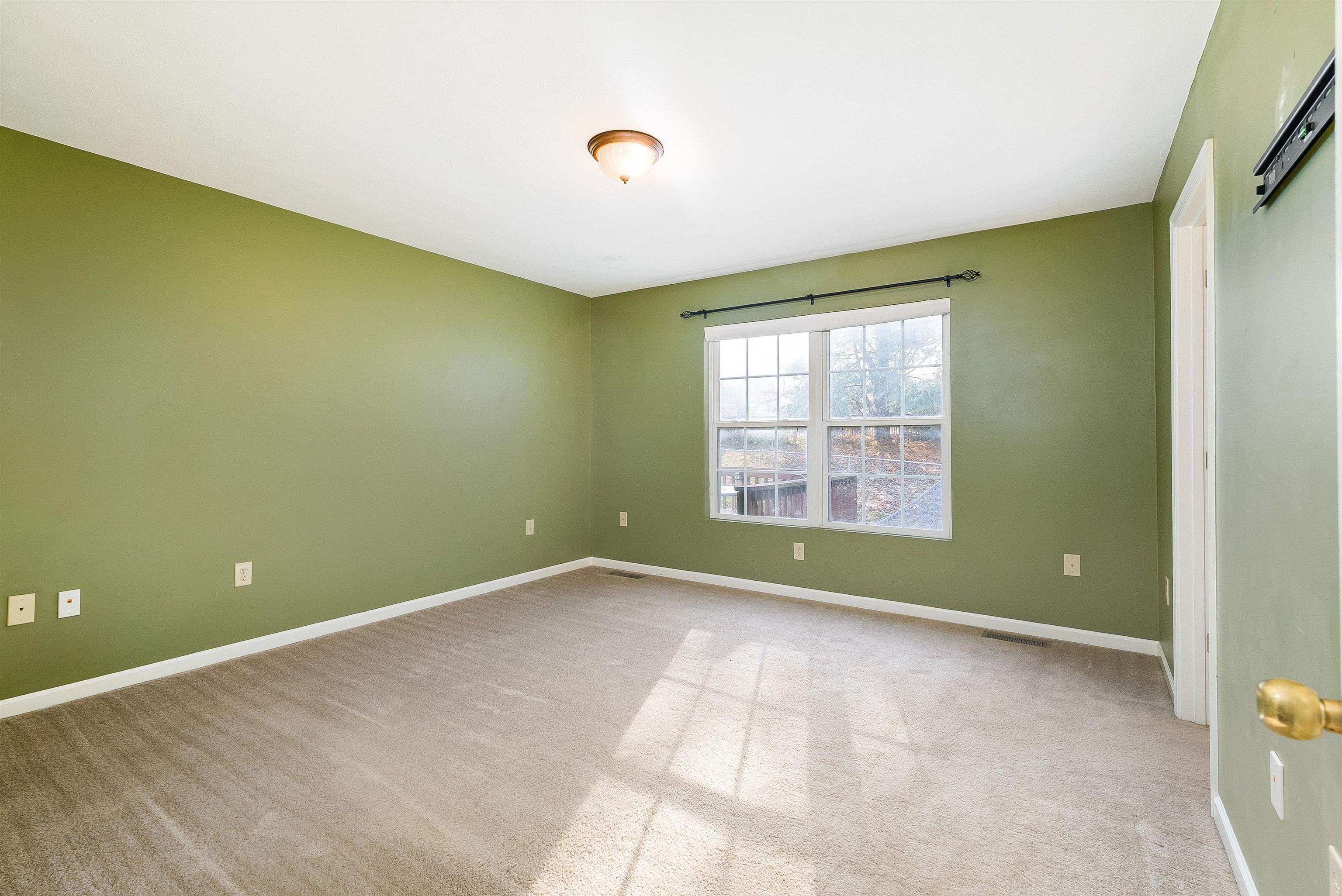 656 EDWARDIAN LN, WAYNESBORO, Virginia 22980, 3 Bedrooms Bedrooms, ,3 BathroomsBathrooms,Residential,656 EDWARDIAN LN,671192 MLS # 671192