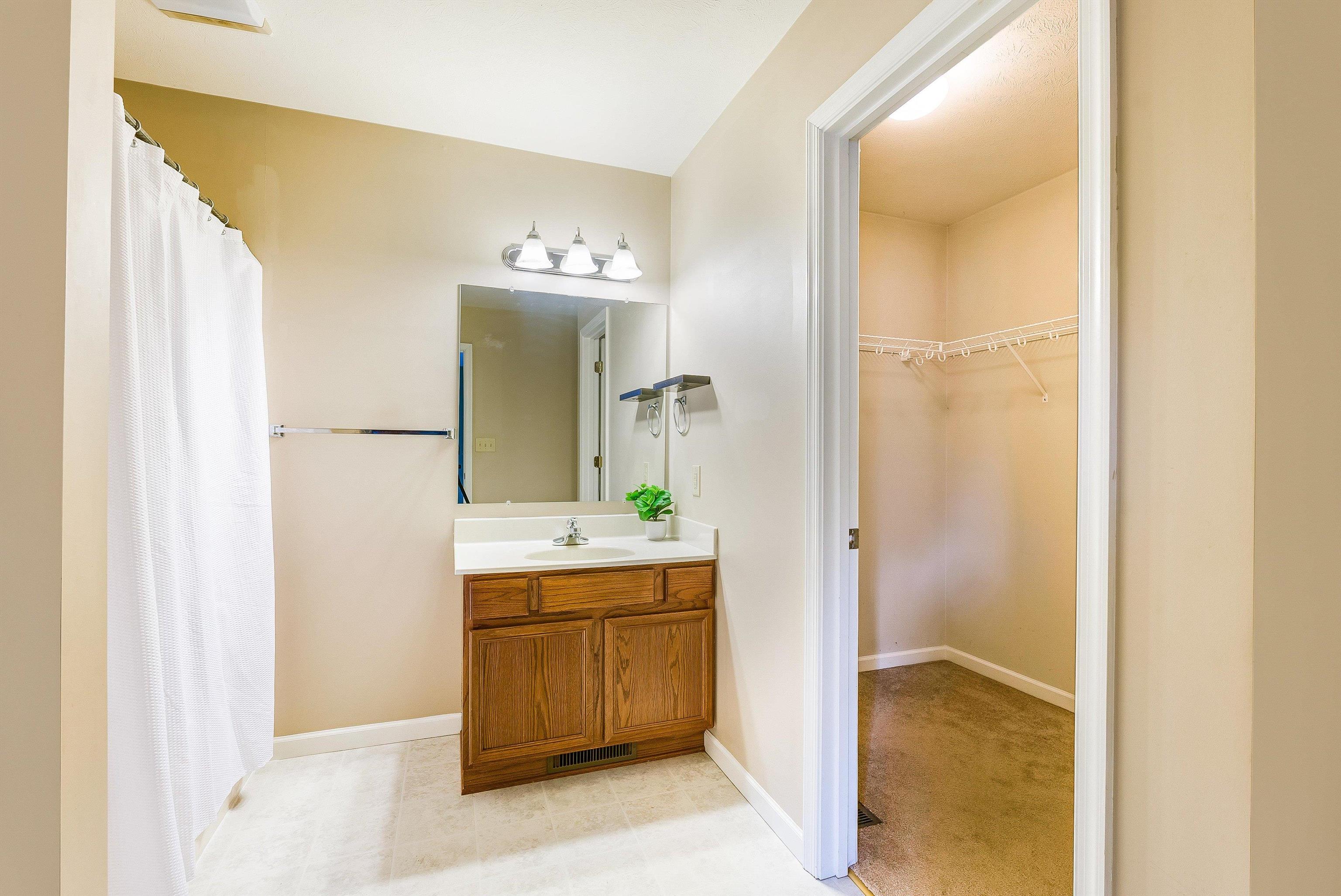 656 EDWARDIAN LN, WAYNESBORO, Virginia 22980, 3 Bedrooms Bedrooms, ,3 BathroomsBathrooms,Residential,656 EDWARDIAN LN,671192 MLS # 671192