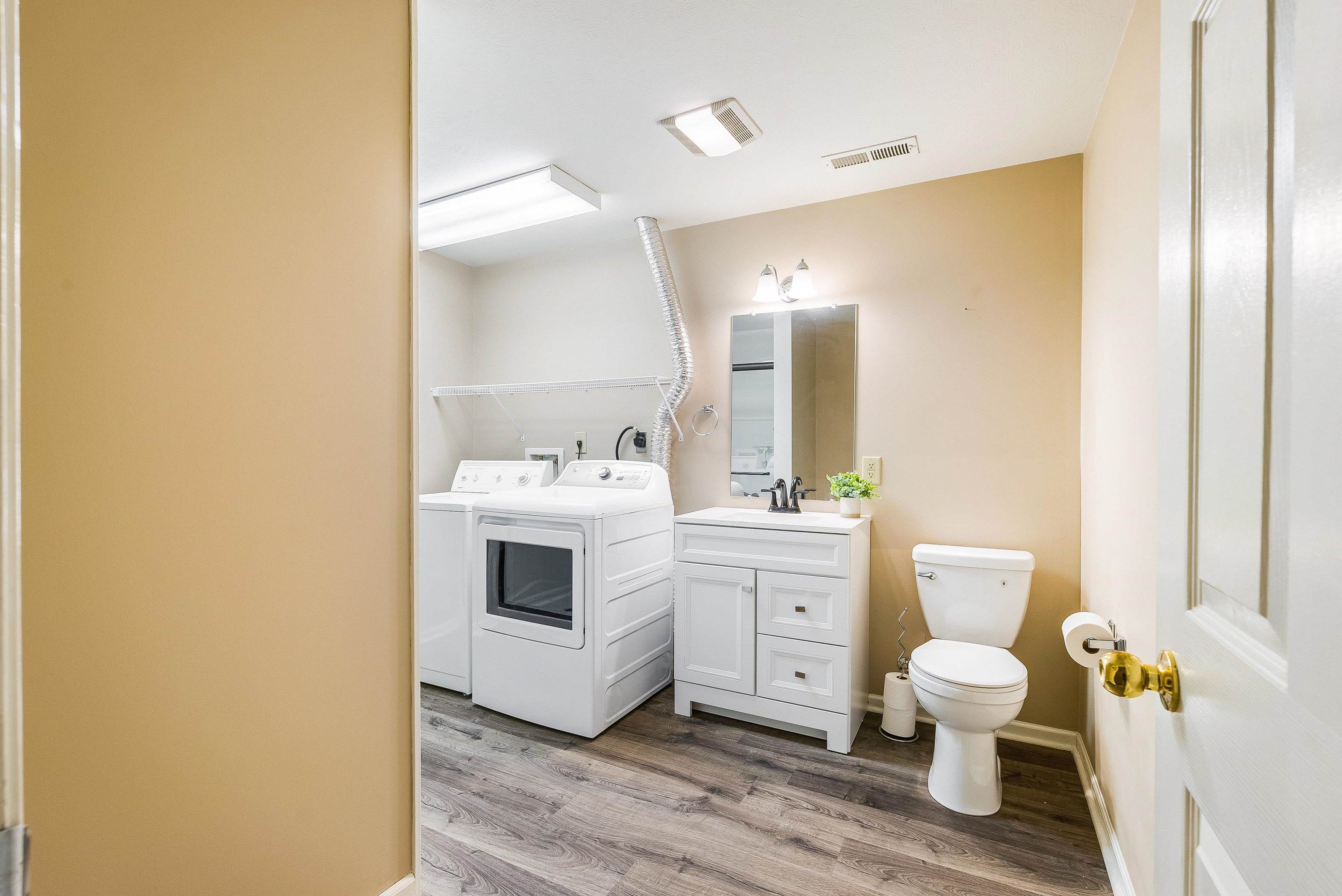 656 EDWARDIAN LN, WAYNESBORO, Virginia 22980, 3 Bedrooms Bedrooms, ,3 BathroomsBathrooms,Residential,656 EDWARDIAN LN,671192 MLS # 671192