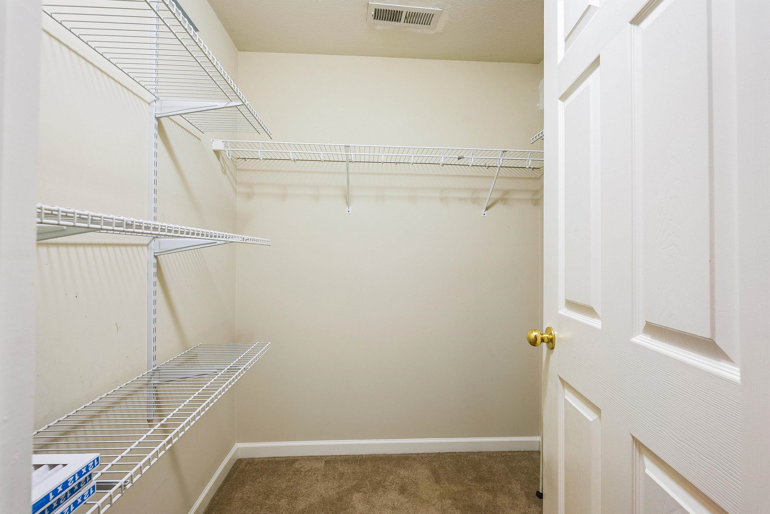 656 EDWARDIAN LN, WAYNESBORO, Virginia 22980, 3 Bedrooms Bedrooms, ,3 BathroomsBathrooms,Residential,656 EDWARDIAN LN,671192 MLS # 671192