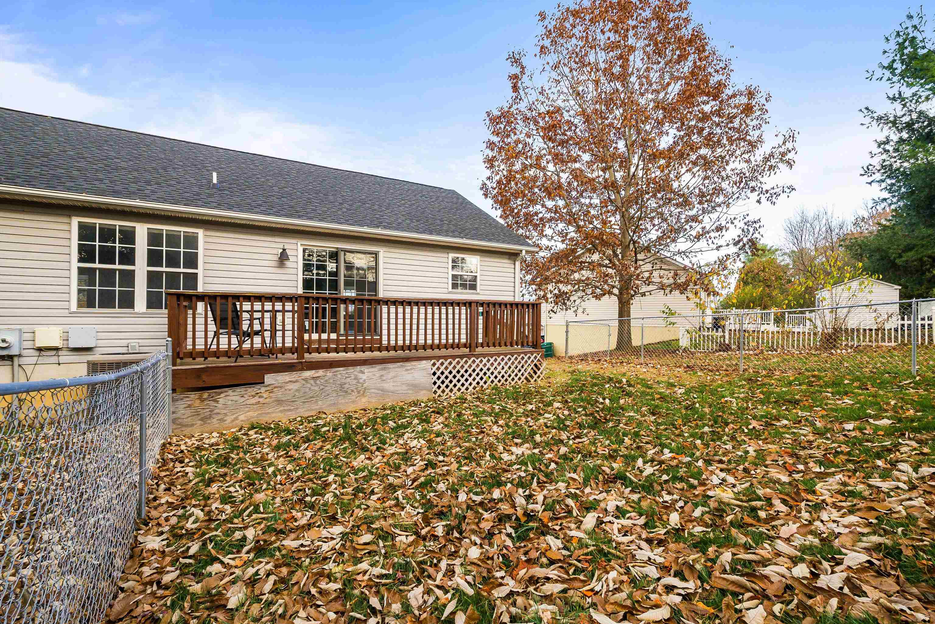 656 EDWARDIAN LN, WAYNESBORO, Virginia 22980, 3 Bedrooms Bedrooms, ,3 BathroomsBathrooms,Residential,656 EDWARDIAN LN,671192 MLS # 671192