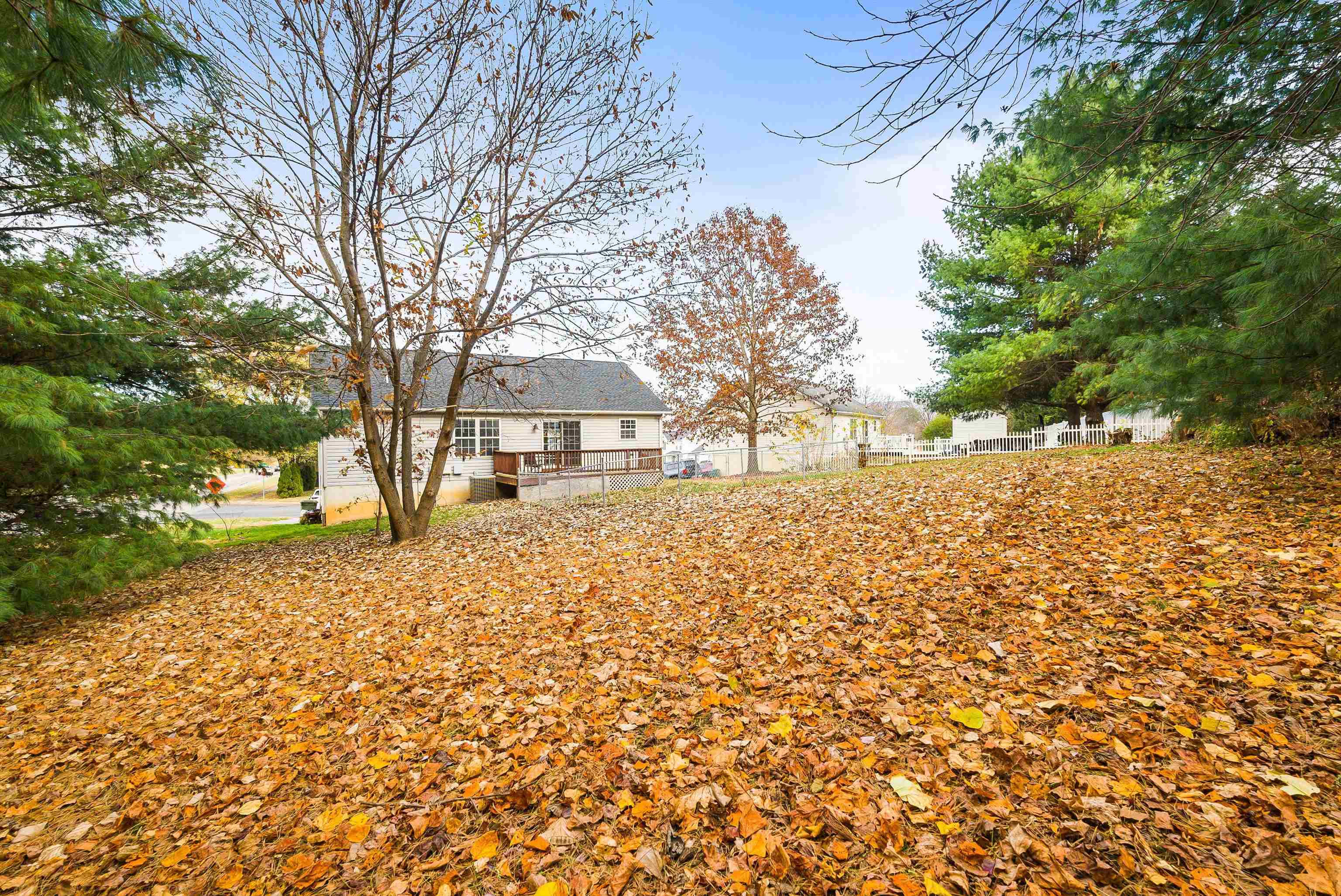 656 EDWARDIAN LN, WAYNESBORO, Virginia 22980, 3 Bedrooms Bedrooms, ,3 BathroomsBathrooms,Residential,656 EDWARDIAN LN,671192 MLS # 671192