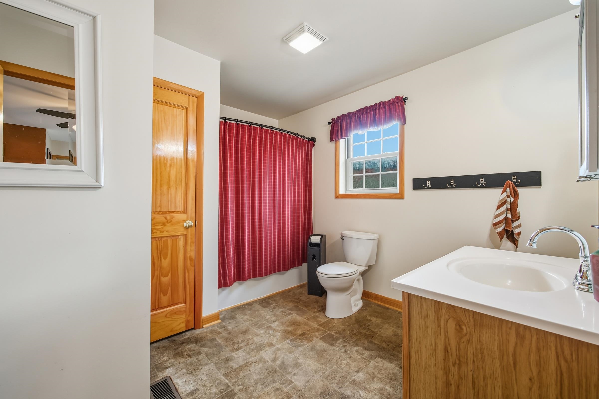 325 OLD WAGON RD, LURAY, Virginia 22835, 3 Bedrooms Bedrooms, ,2 BathroomsBathrooms,Residential,325 OLD WAGON RD,671202 MLS # 671202