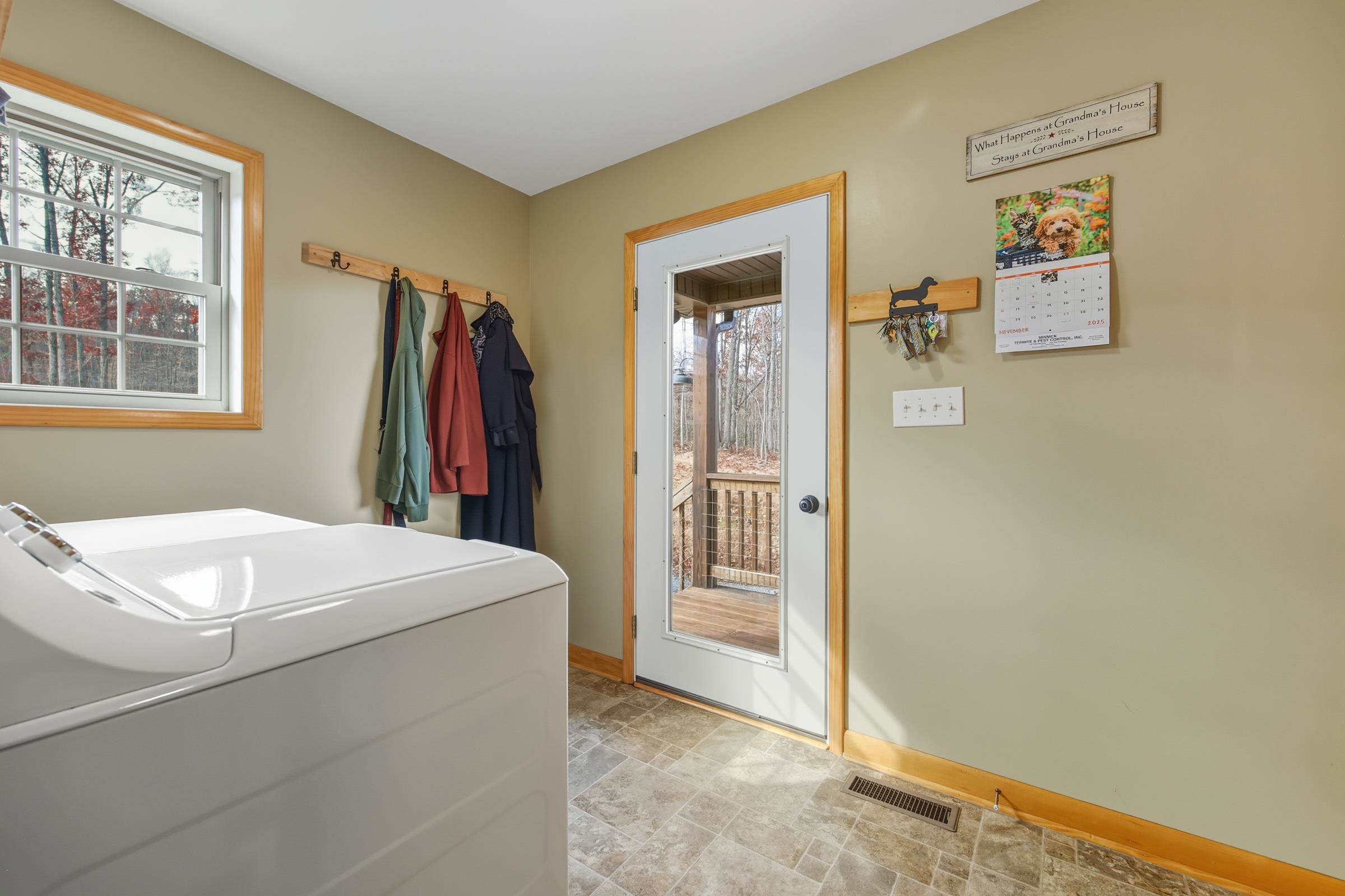 325 OLD WAGON RD, LURAY, Virginia 22835, 3 Bedrooms Bedrooms, ,2 BathroomsBathrooms,Residential,325 OLD WAGON RD,671202 MLS # 671202