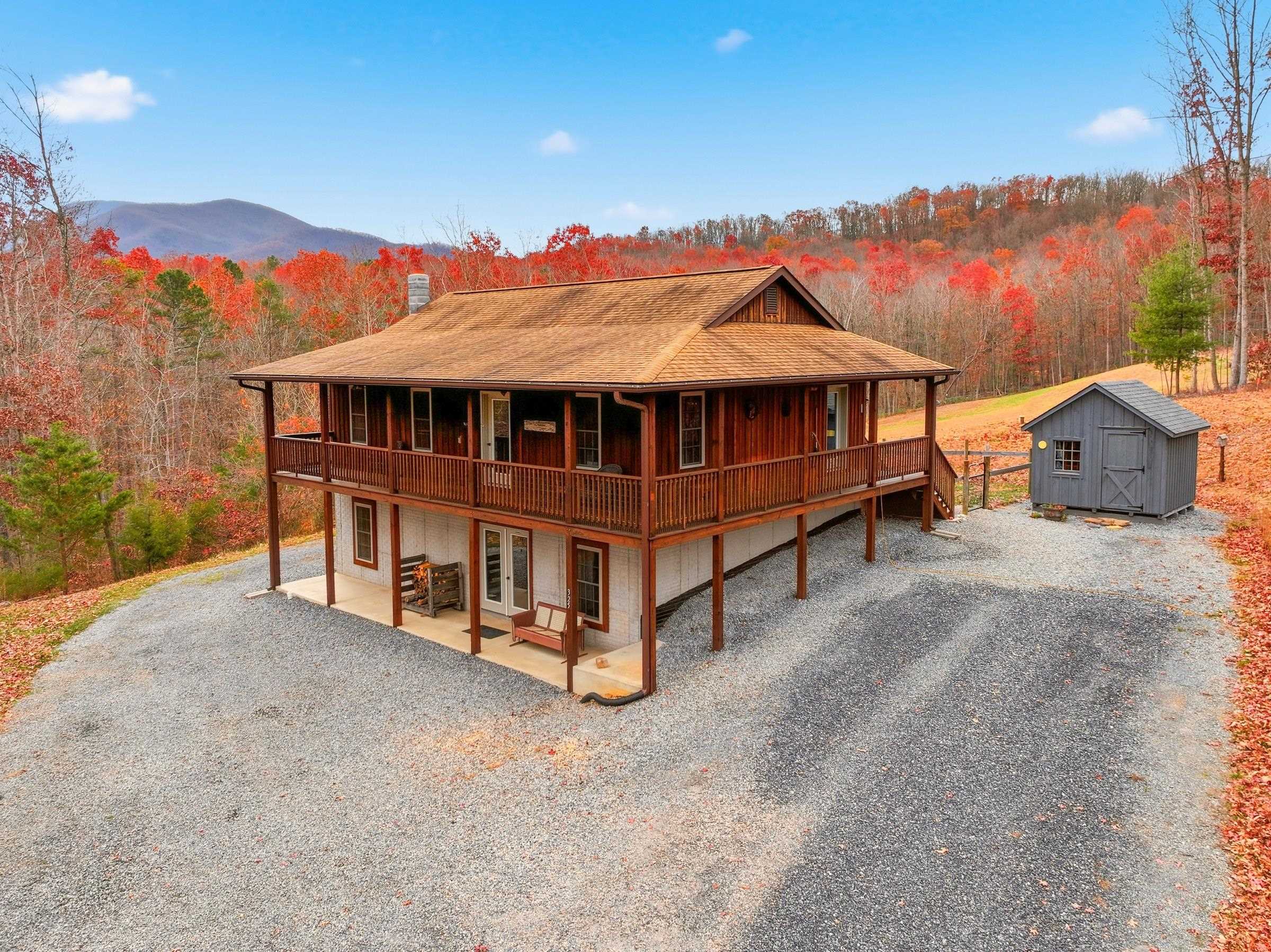 325 OLD WAGON RD, LURAY, Virginia 22835, 3 Bedrooms Bedrooms, ,2 BathroomsBathrooms,Residential,325 OLD WAGON RD,671202 MLS # 671202