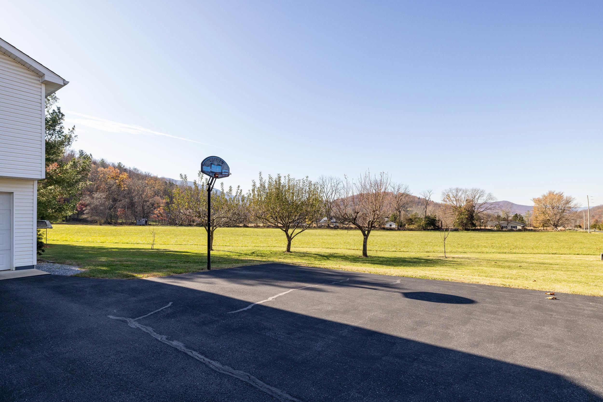 4797 IDA RD, LURAY, Virginia 22835, 4 Bedrooms Bedrooms, ,2 BathroomsBathrooms,Residential,4797 IDA RD,671204 MLS # 671204