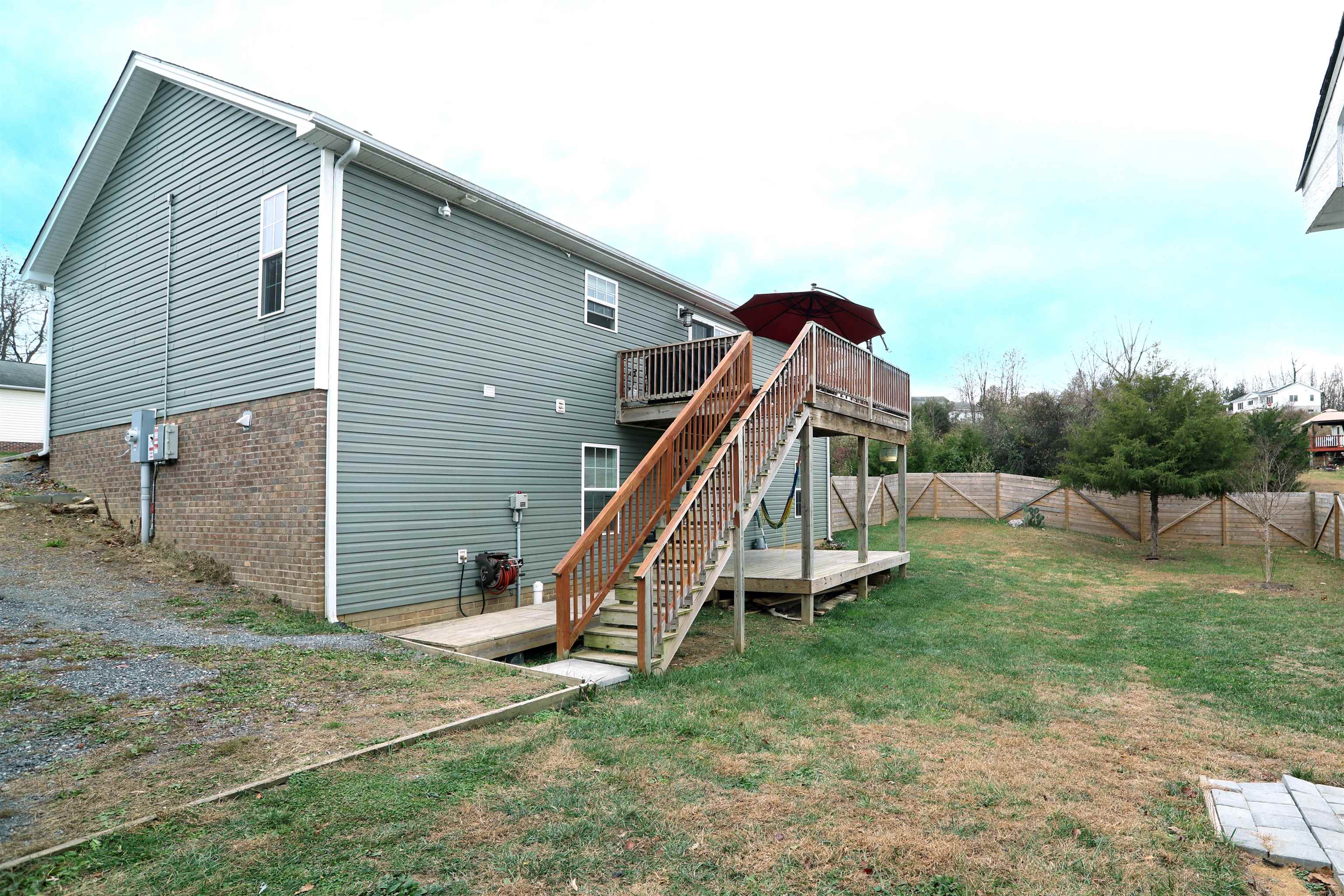 1771 MARBLE RIDGE DR, ROCKINGHAM, Virginia 22801, 3 Bedrooms Bedrooms, ,3 BathroomsBathrooms,Residential,1771 MARBLE RIDGE DR,671205 MLS # 671205