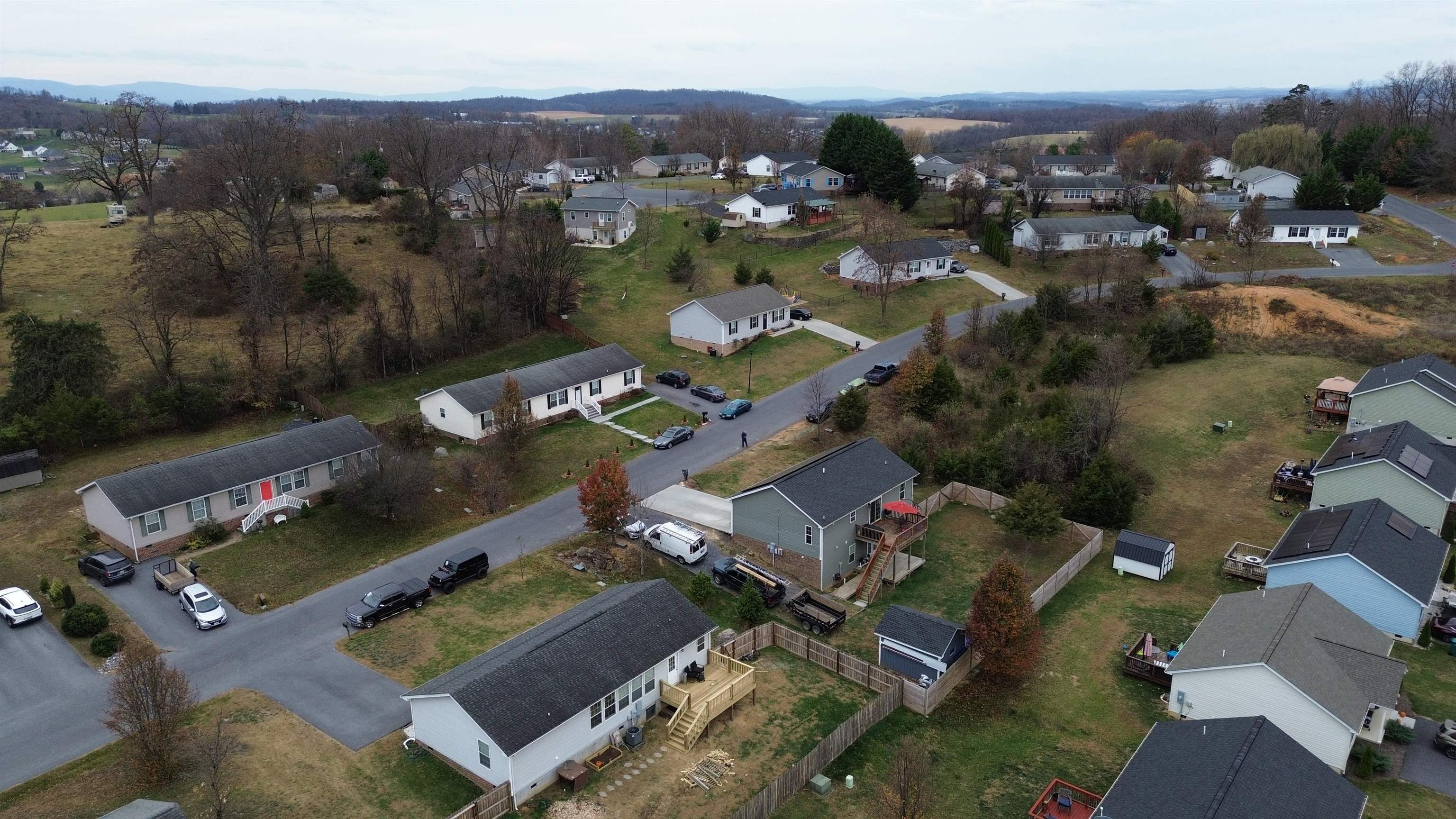 1771 MARBLE RIDGE DR, ROCKINGHAM, Virginia 22801, 3 Bedrooms Bedrooms, ,3 BathroomsBathrooms,Residential,1771 MARBLE RIDGE DR,671205 MLS # 671205