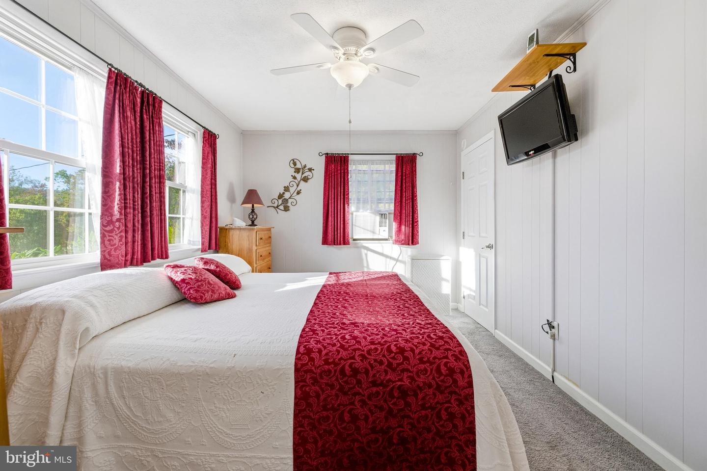 480 MONT VIEW LN, LURAY, Virginia 22835, 3 Bedrooms Bedrooms, ,2 BathroomsBathrooms,Residential,For sale,480 MONT VIEW LN,VAPA2005456 MLS # VAPA2005456