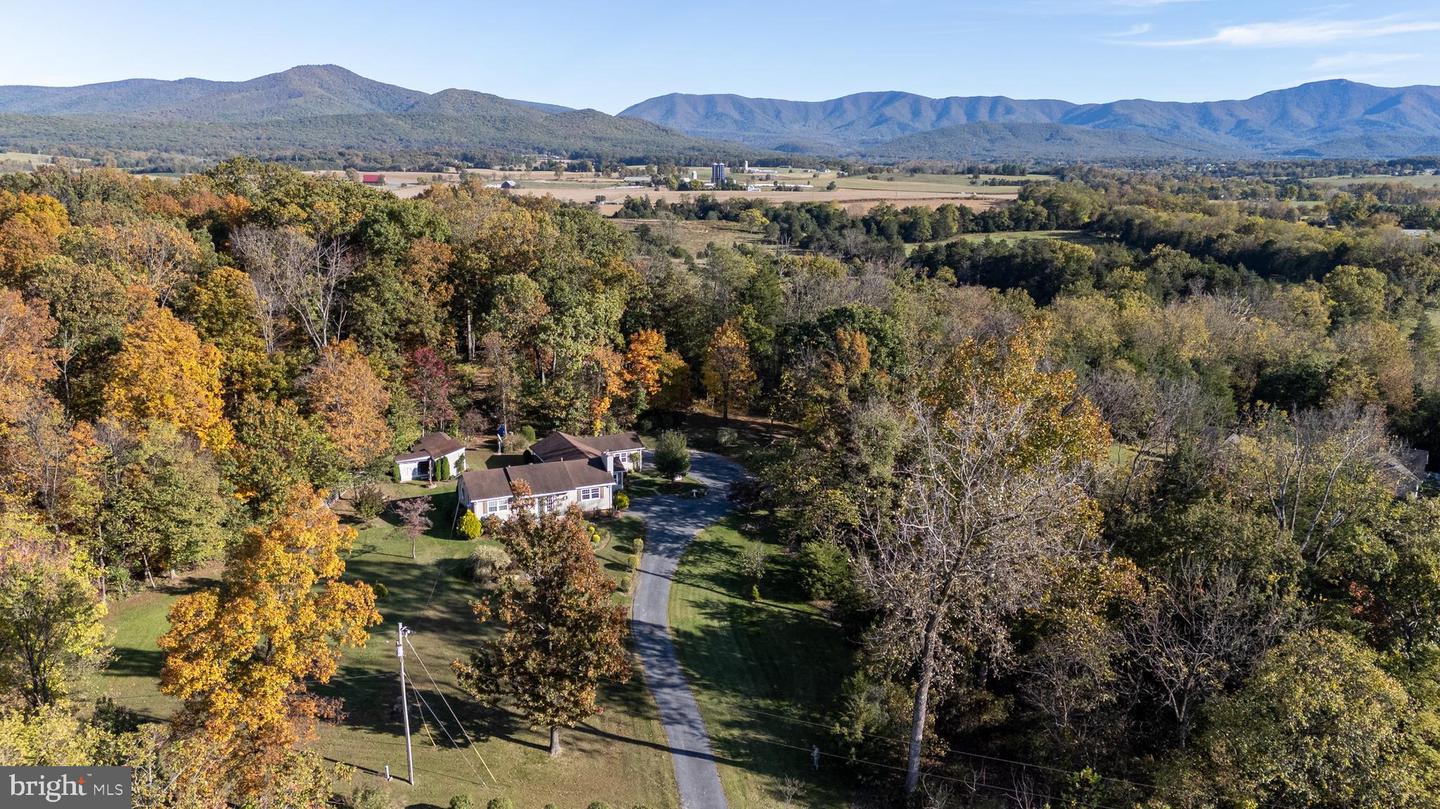 480 MONT VIEW LN, LURAY, Virginia 22835, 3 Bedrooms Bedrooms, ,2 BathroomsBathrooms,Residential,For sale,480 MONT VIEW LN,VAPA2005456 MLS # VAPA2005456