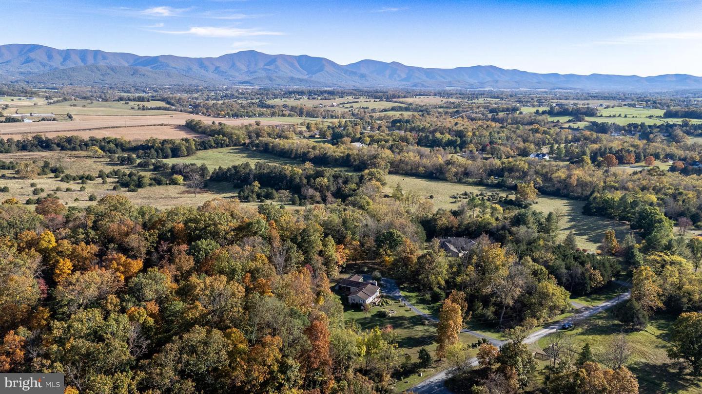 480 MONT VIEW LN, LURAY, Virginia 22835, 3 Bedrooms Bedrooms, ,2 BathroomsBathrooms,Residential,For sale,480 MONT VIEW LN,VAPA2005456 MLS # VAPA2005456