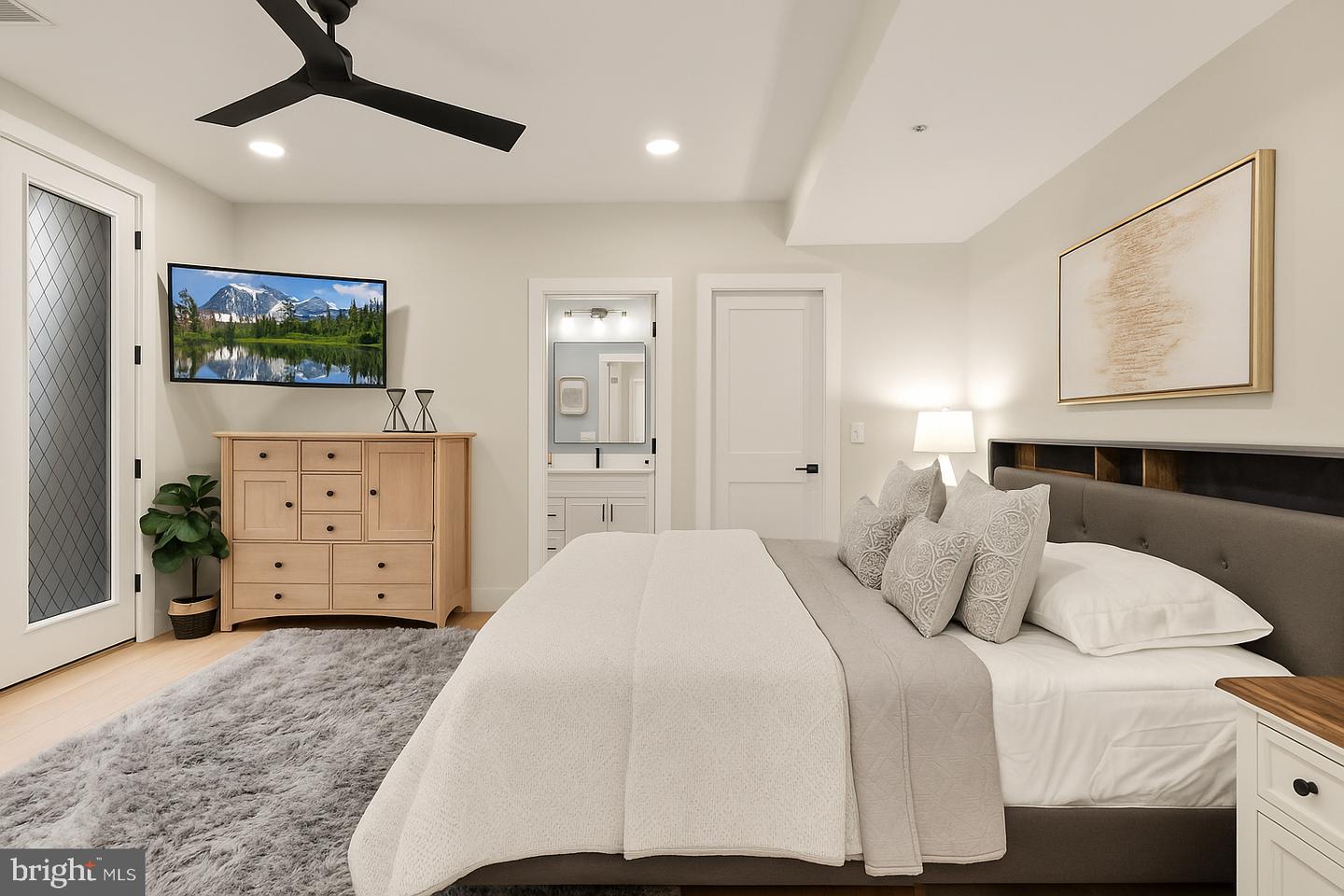 2829 13TH ST NW #1, WASHINGTON, District Of Columbia 20009, 2 Bedrooms Bedrooms, ,2 BathroomsBathrooms,Residential,For sale,2829 13TH ST NW #1,DCDC2226562 MLS # DCDC2226562 2829 13TH ST NW #1, WASHINGTON, District Of Columbia 20009, 2 Bedrooms Bedrooms, ,2 BathroomsBathrooms,Residential,For sale,2829 13TH ST NW #1,DCDC2226562 MLS # DCDC2226562