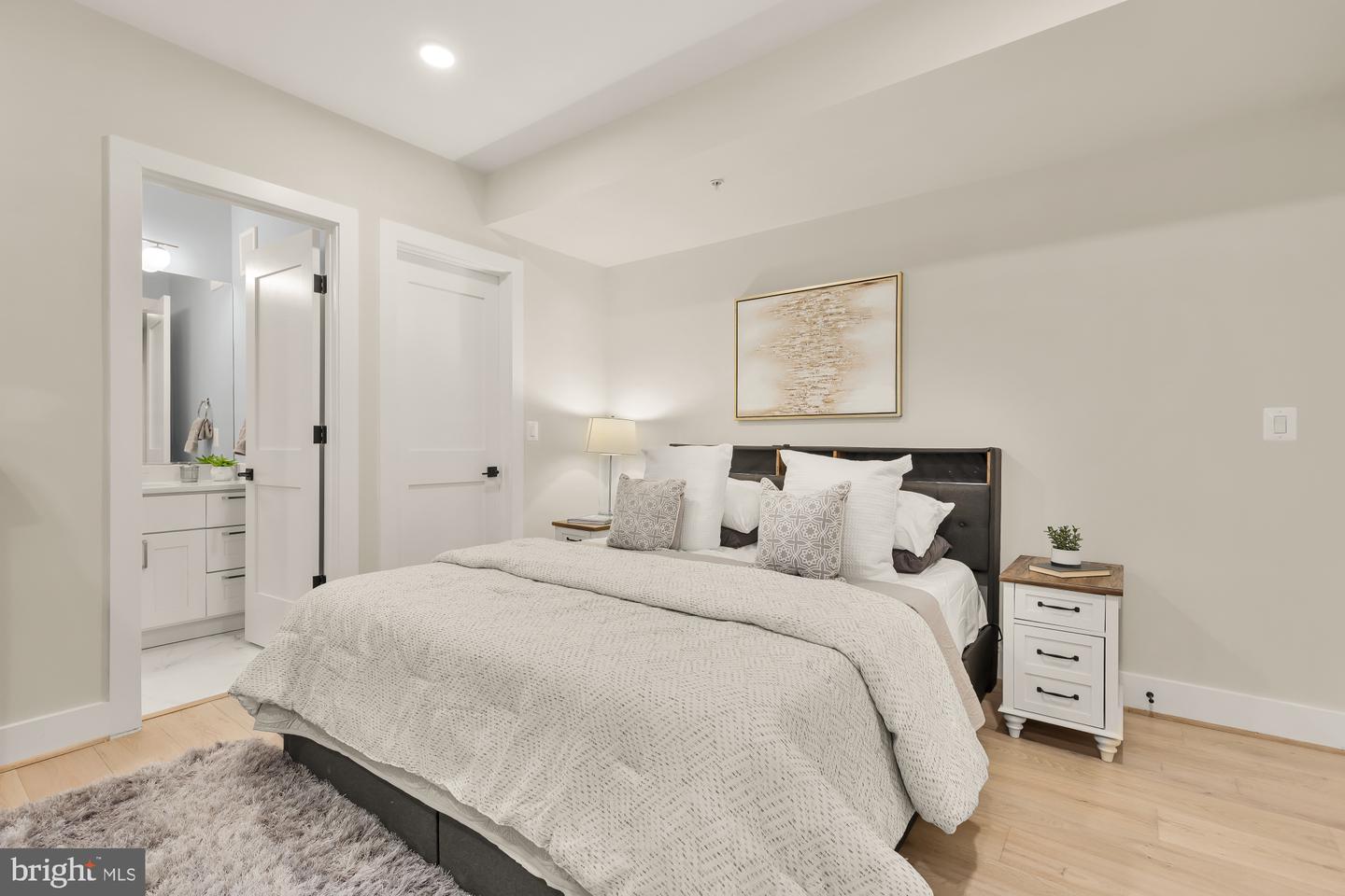 2829 13TH ST NW #1, WASHINGTON, District Of Columbia 20009, 2 Bedrooms Bedrooms, ,2 BathroomsBathrooms,Residential,For sale,2829 13TH ST NW #1,DCDC2226562 MLS # DCDC2226562 2829 13TH ST NW #1, WASHINGTON, District Of Columbia 20009, 2 Bedrooms Bedrooms, ,2 BathroomsBathrooms,Residential,For sale,2829 13TH ST NW #1,DCDC2226562 MLS # DCDC2226562