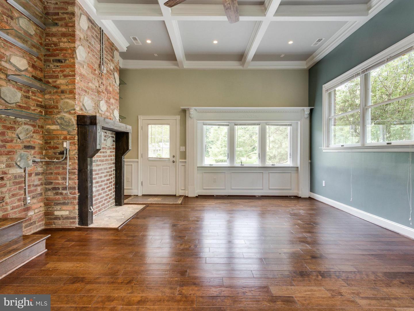 4211 DOWNING ST, ANNANDALE, Virginia 22003, 5 Bedrooms Bedrooms, 9 Rooms Rooms,4 BathroomsBathrooms,Residential,For sale,4211 DOWNING ST,VAFX2277920 MLS # VAFX2277920 4211 DOWNING ST, ANNANDALE, Virginia 22003, 5 Bedrooms Bedrooms, 9 Rooms Rooms,4 BathroomsBathrooms,Residential,For sale,4211 DOWNING ST,VAFX2277920 MLS # VAFX2277920