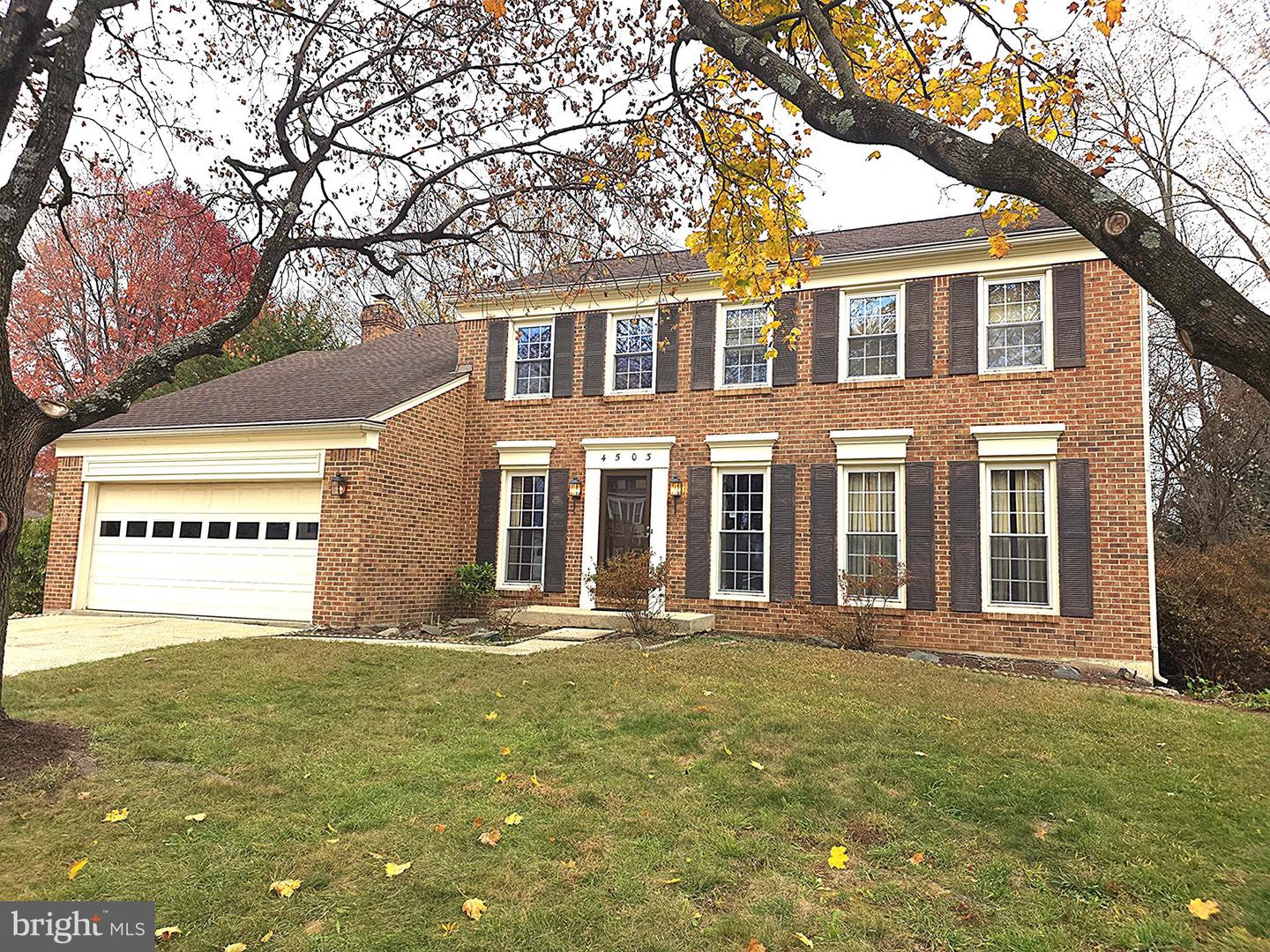 4503 STONE PINE CT, CHANTILLY, Virginia 20151, 5 Bedrooms Bedrooms, ,2 BathroomsBathrooms,Residential,For sale,4503 STONE PINE CT,VAFX2278298 MLS # VAFX2278298