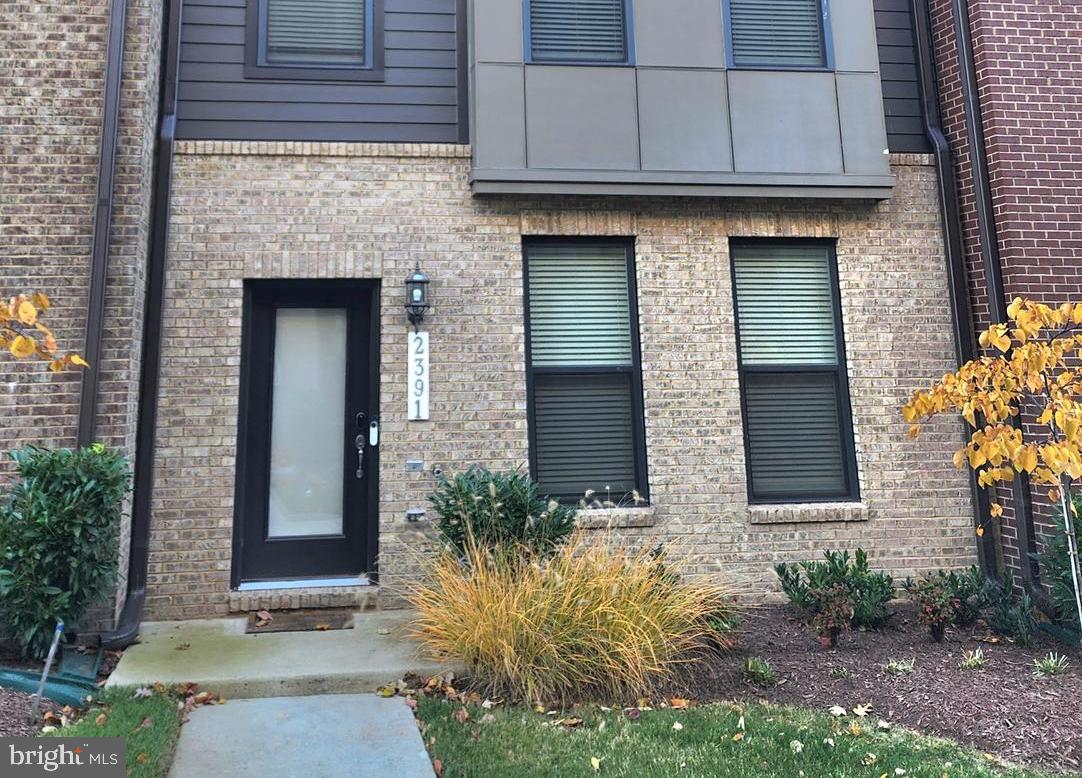 2391 LIBERTY LOOP, HERNDON, Virginia 20171, 3 Bedrooms Bedrooms, ,2 BathroomsBathrooms,Residential,For sale,2391 LIBERTY LOOP,VAFX2278468 MLS # VAFX2278468