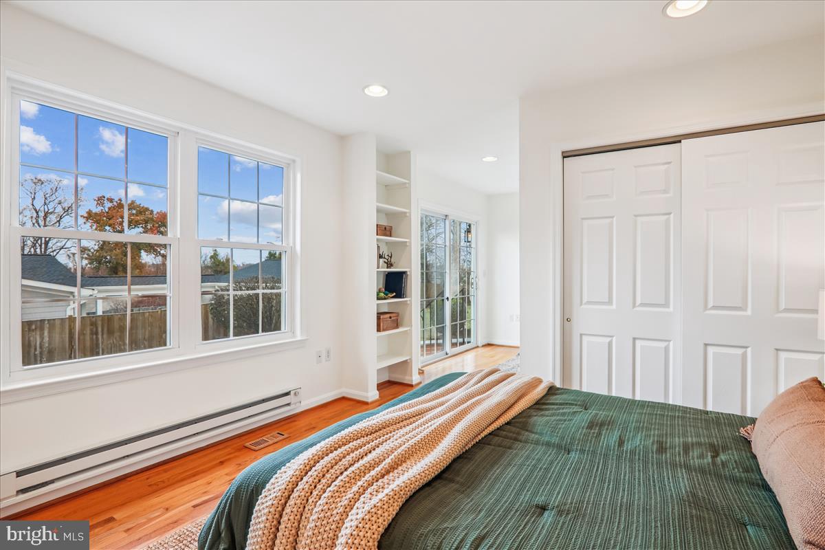 941 N MCKINLEY RD, ARLINGTON, Virginia 22205, 4 Bedrooms Bedrooms, ,3 BathroomsBathrooms,Residential,For sale,941 N MCKINLEY RD,VAAR2065932 MLS # VAAR2065932