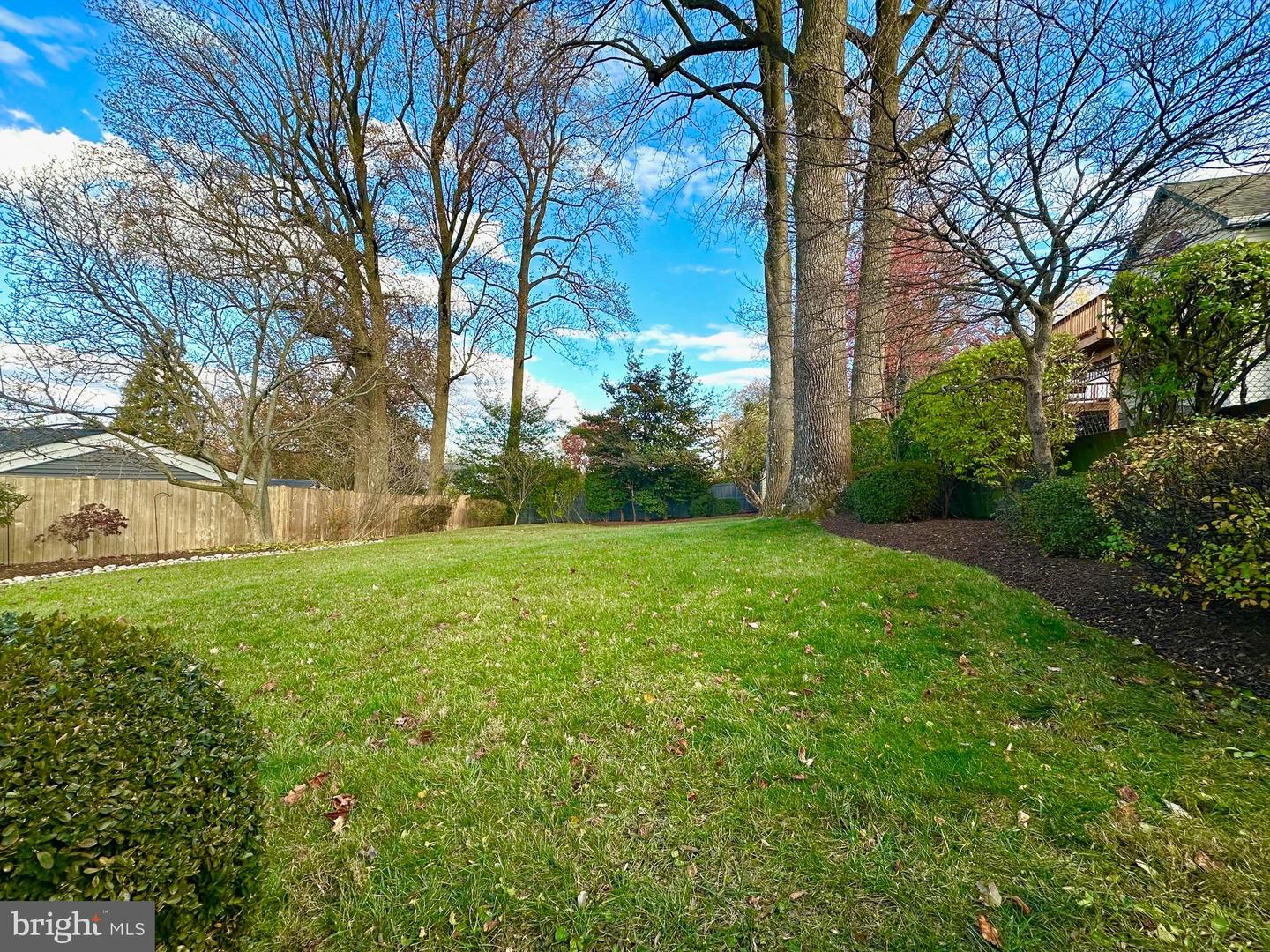 941 N MCKINLEY RD, ARLINGTON, Virginia 22205, 4 Bedrooms Bedrooms, ,3 BathroomsBathrooms,Residential,For sale,941 N MCKINLEY RD,VAAR2065932 MLS # VAAR2065932