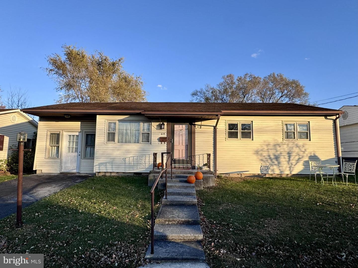 614 BATTLE AVE, WINCHESTER, Virginia 22601, 3 Bedrooms Bedrooms, 5 Rooms Rooms,2 BathroomsBathrooms,Residential,For sale,614 BATTLE AVE,VAWI2009460 MLS # VAWI2009460