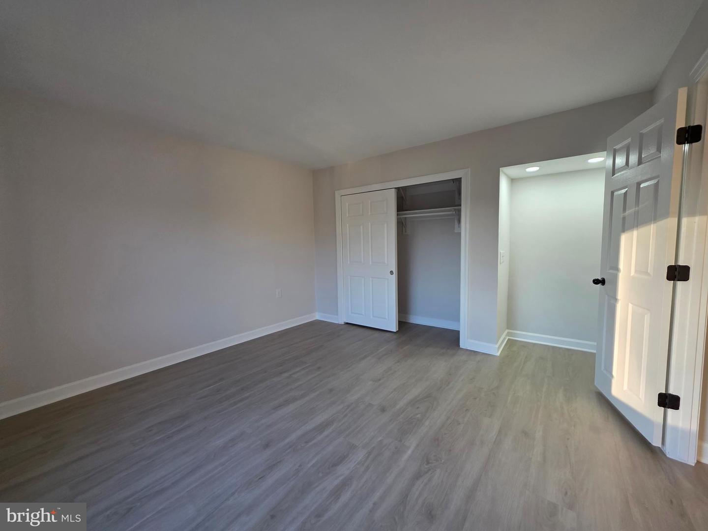 125-H CLUBHOUSE DR SW #4, LEESBURG, Virginia 20175, 1 Bedroom Bedrooms, ,1 BathroomBathrooms,Residential,For sale,125-H CLUBHOUSE DR SW #4,VALO2111086 MLS # VALO2111086 125-H CLUBHOUSE DR SW #4, LEESBURG, Virginia 20175, 1 Bedroom Bedrooms, ,1 BathroomBathrooms,Residential,For sale,125-H CLUBHOUSE DR SW #4,VALO2111086 MLS # VALO2111086