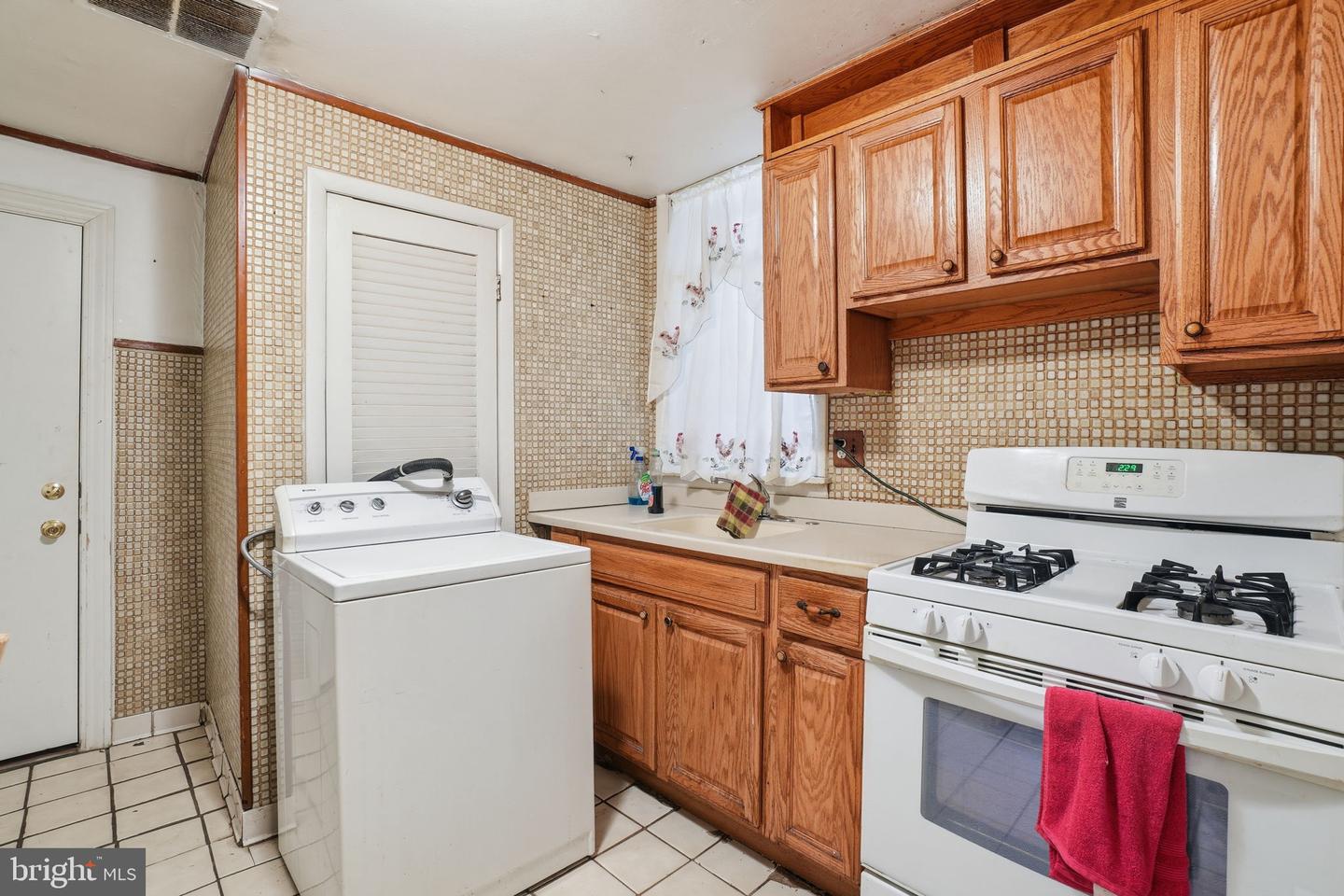 56 P ST NW, WASHINGTON, District Of Columbia 20001, 4 Bedrooms Bedrooms, ,1 BathroomBathrooms,Residential,For sale,56 P ST NW,DCDC2231610 MLS # DCDC2231610 56 P ST NW, WASHINGTON, District Of Columbia 20001, 4 Bedrooms Bedrooms, ,1 BathroomBathrooms,Residential,For sale,56 P ST NW,DCDC2231610 MLS # DCDC2231610