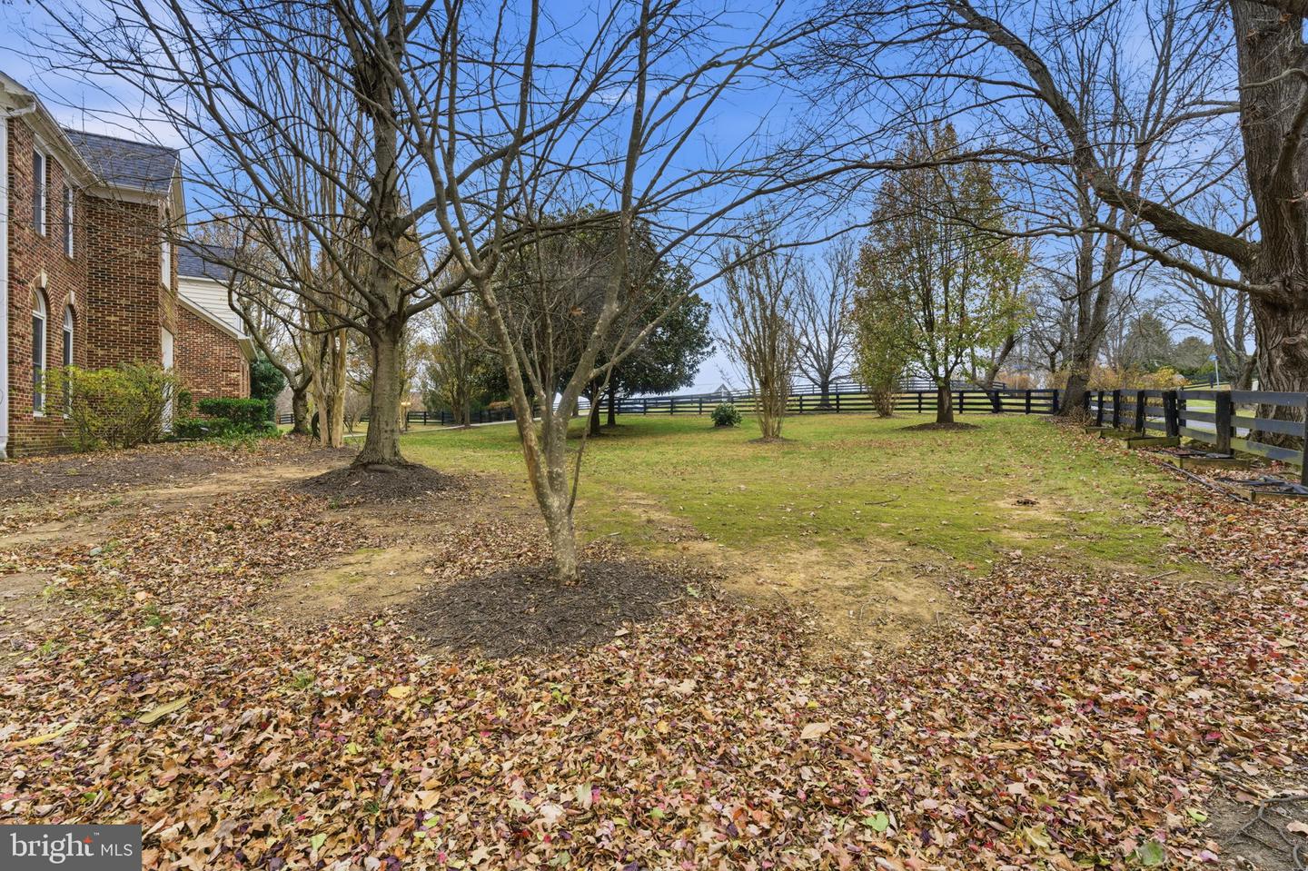 15700 TRAPSHIRE CT, WATERFORD, Virginia 20197, 5 Bedrooms Bedrooms, ,3 BathroomsBathrooms,Residential,For sale,15700 TRAPSHIRE CT,VALO2111108 MLS # VALO2111108 15700 TRAPSHIRE CT, WATERFORD, Virginia 20197, 5 Bedrooms Bedrooms, ,3 BathroomsBathrooms,Residential,For sale,15700 TRAPSHIRE CT,VALO2111108 MLS # VALO2111108