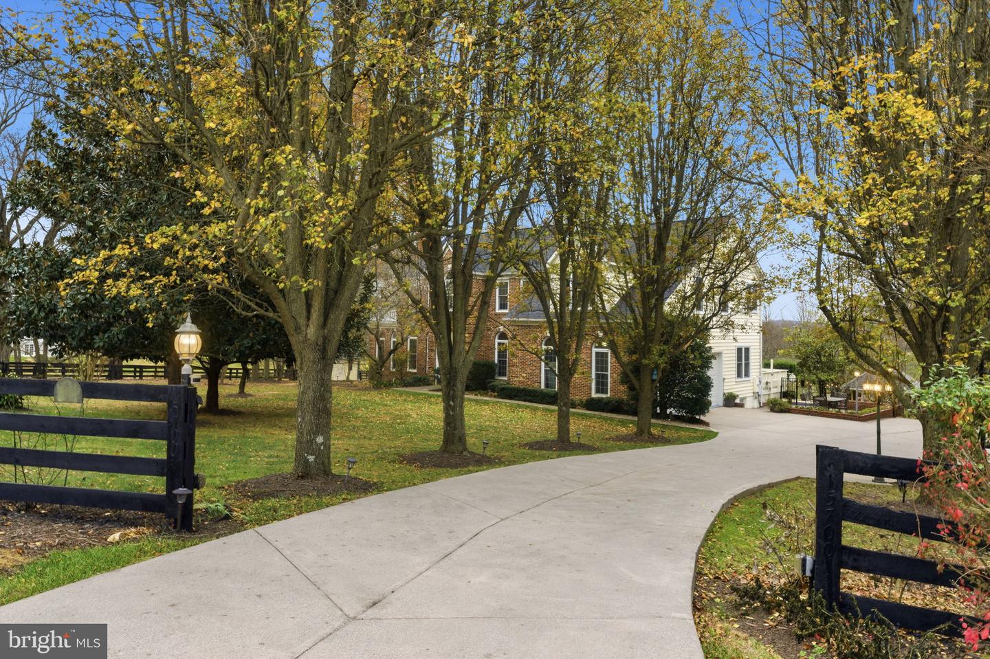 15700 TRAPSHIRE CT, WATERFORD, Virginia 20197, 5 Bedrooms Bedrooms, ,3 BathroomsBathrooms,Residential,For sale,15700 TRAPSHIRE CT,VALO2111108 MLS # VALO2111108 15700 TRAPSHIRE CT, WATERFORD, Virginia 20197, 5 Bedrooms Bedrooms, ,3 BathroomsBathrooms,Residential,For sale,15700 TRAPSHIRE CT,VALO2111108 MLS # VALO2111108