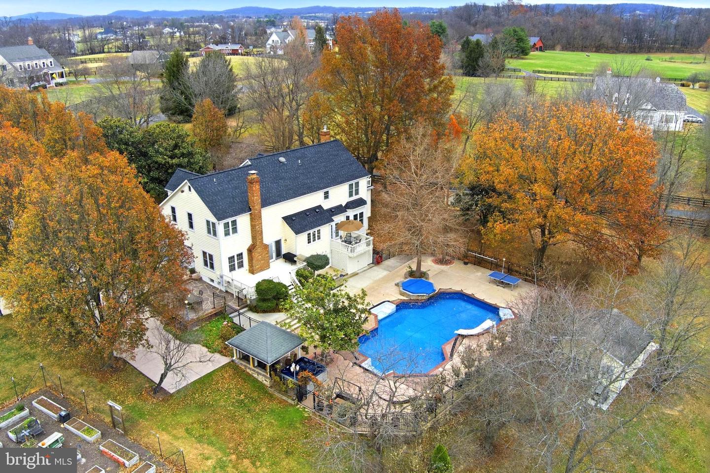 15700 TRAPSHIRE CT, WATERFORD, Virginia 20197, 5 Bedrooms Bedrooms, ,3 BathroomsBathrooms,Residential,For sale,15700 TRAPSHIRE CT,VALO2111108 MLS # VALO2111108 15700 TRAPSHIRE CT, WATERFORD, Virginia 20197, 5 Bedrooms Bedrooms, ,3 BathroomsBathrooms,Residential,For sale,15700 TRAPSHIRE CT,VALO2111108 MLS # VALO2111108